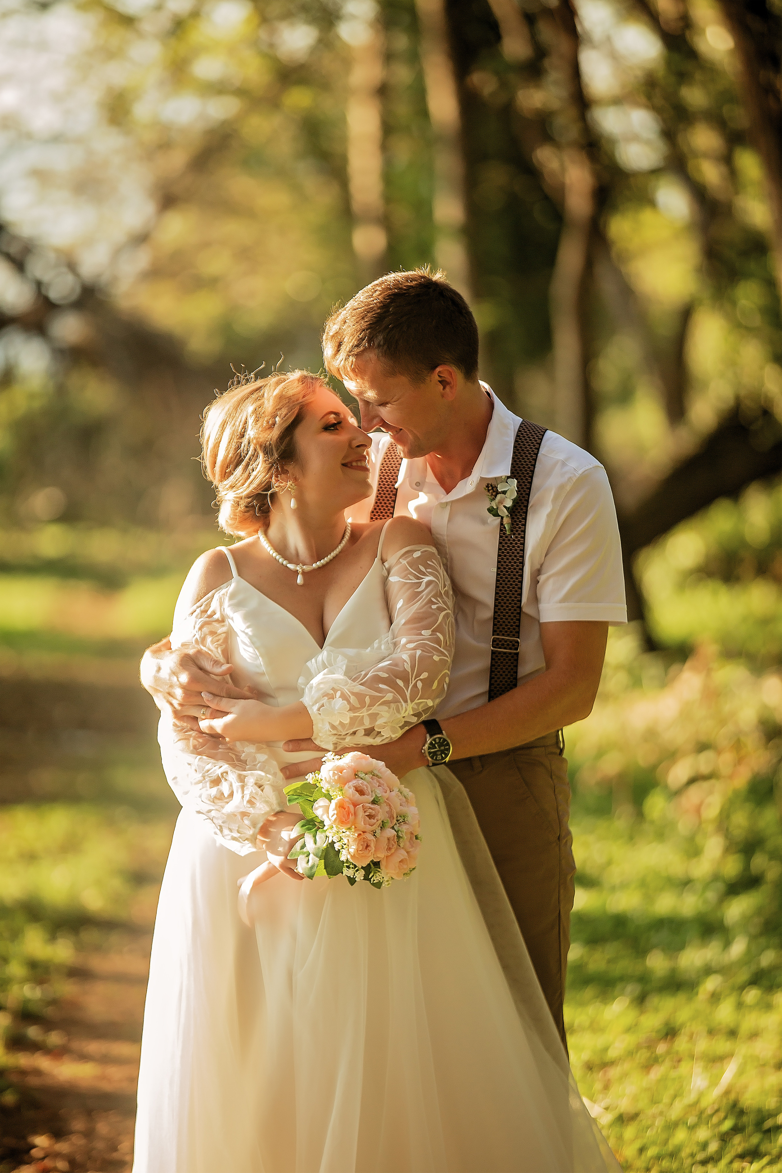 Свадебная фотоистория. Свадебный и семейный фотограф в Абхазии Эля Цишба