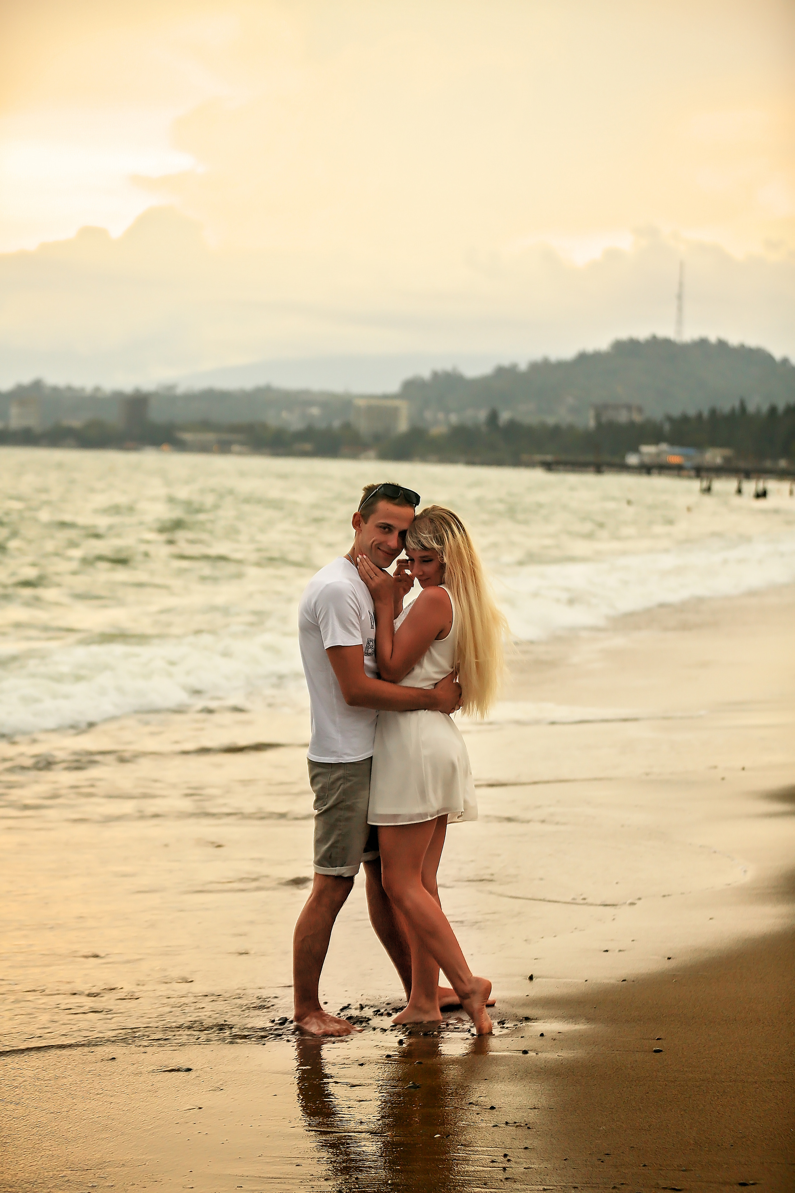 Только мы вдвоем…. Свадебный и семейный фотограф в Абхазии Эля Цишба