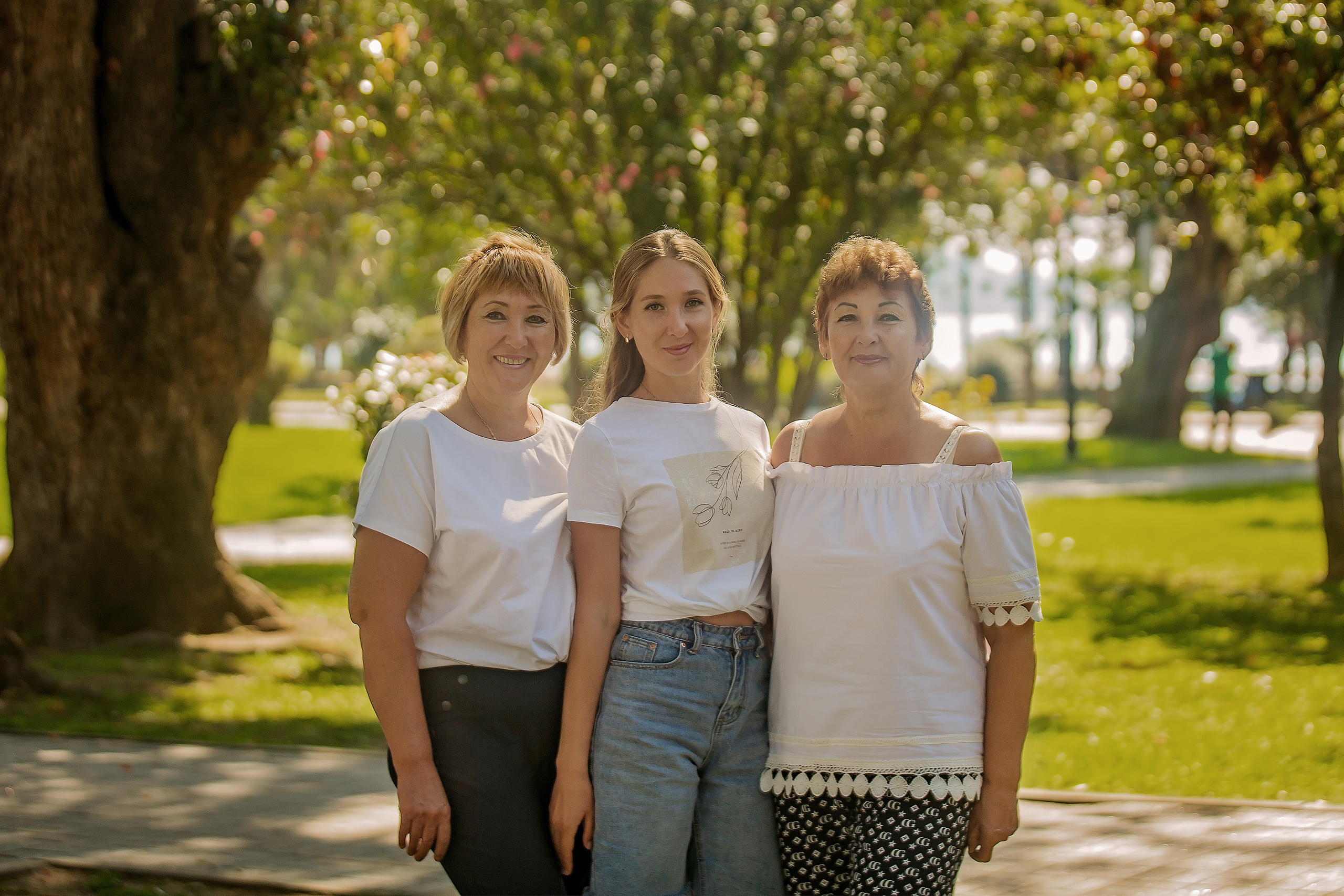 Прогулка по Сухумской Набережной. Свадебный и семейный фотограф в Абхазии Эля Цишба