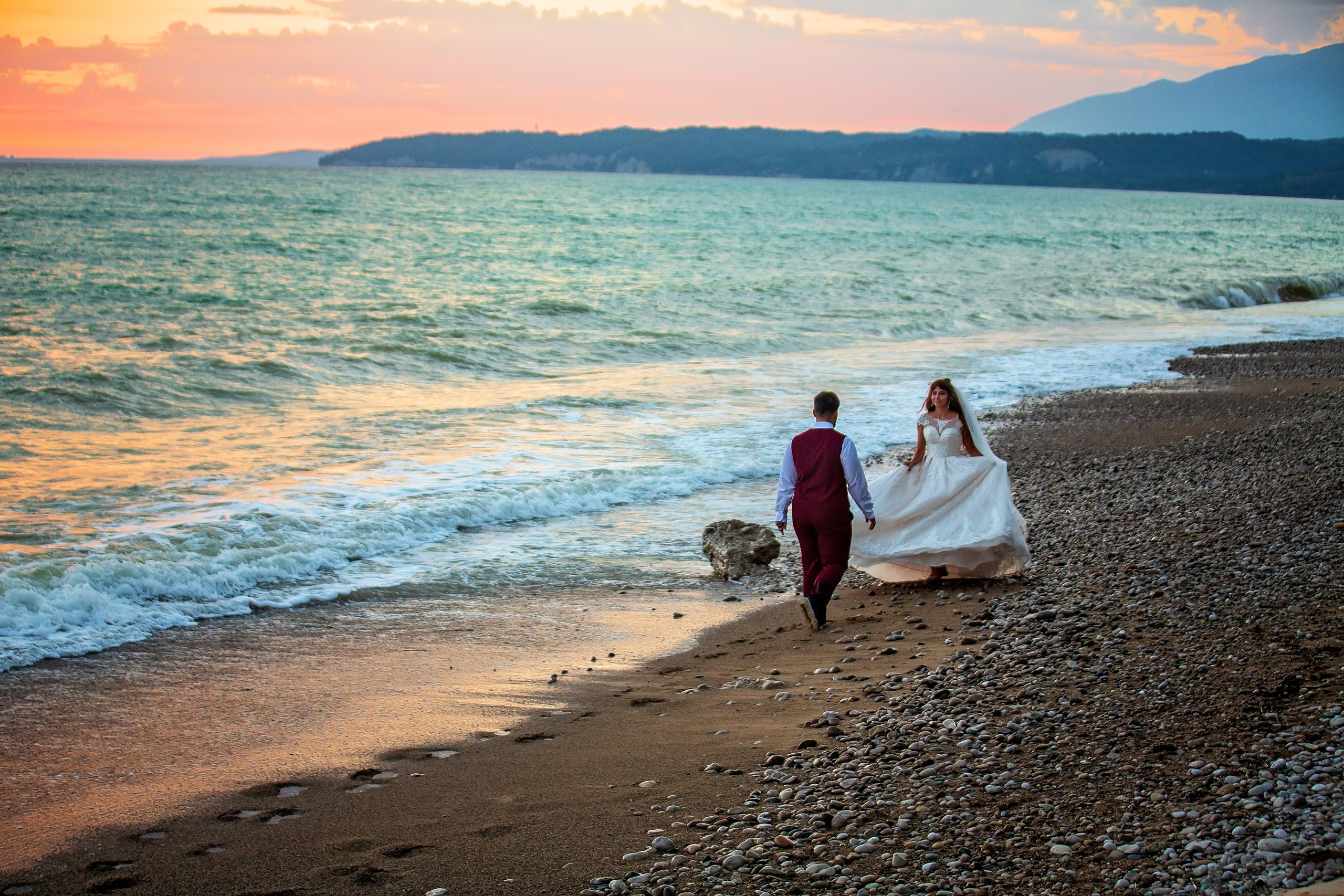 Свадебная фотоистория. Свадебный и семейный фотограф в Абхазии Эля Цишба