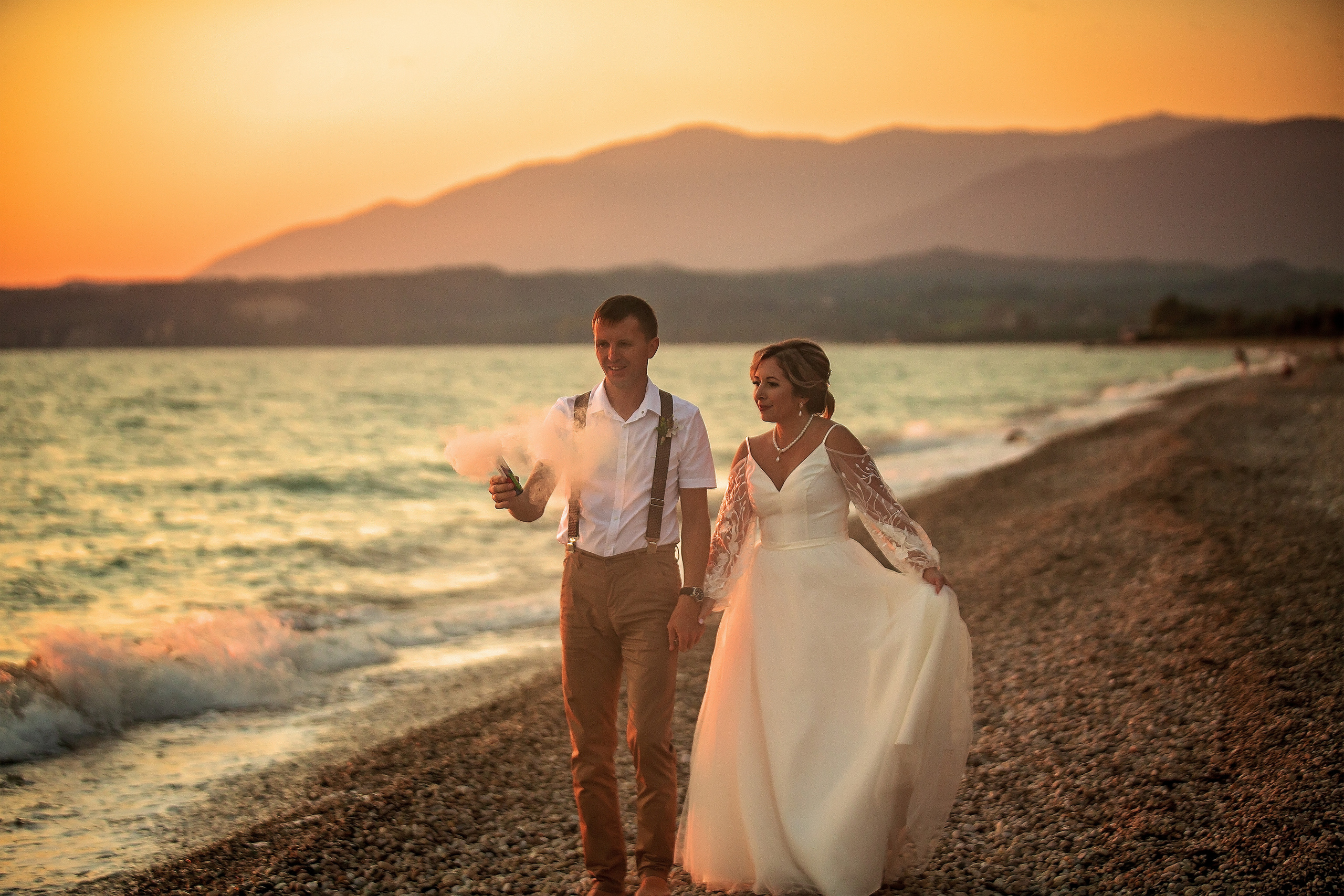 Свадебная фотоистория. Свадебный и семейный фотограф в Абхазии Эля Цишба