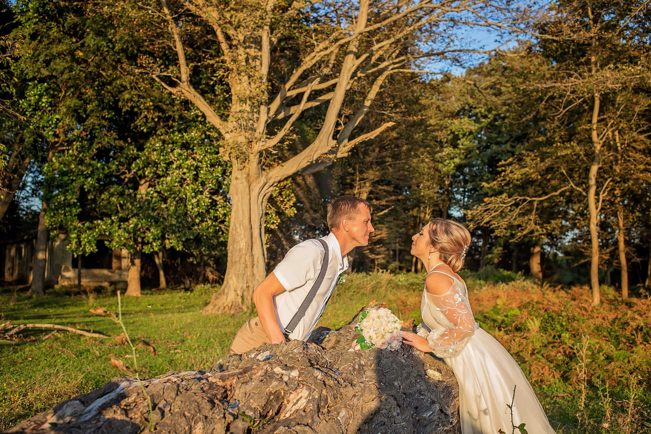 Свадебная фотоистория. Свадебный и семейный фотограф в Абхазии Эля Цишба