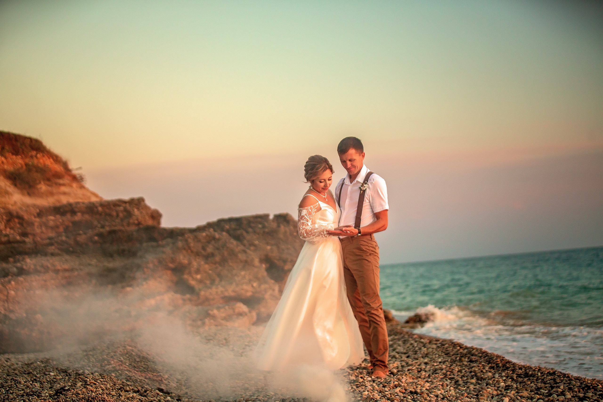 Свадебная фотоистория. Свадебный и семейный фотограф в Абхазии Эля Цишба