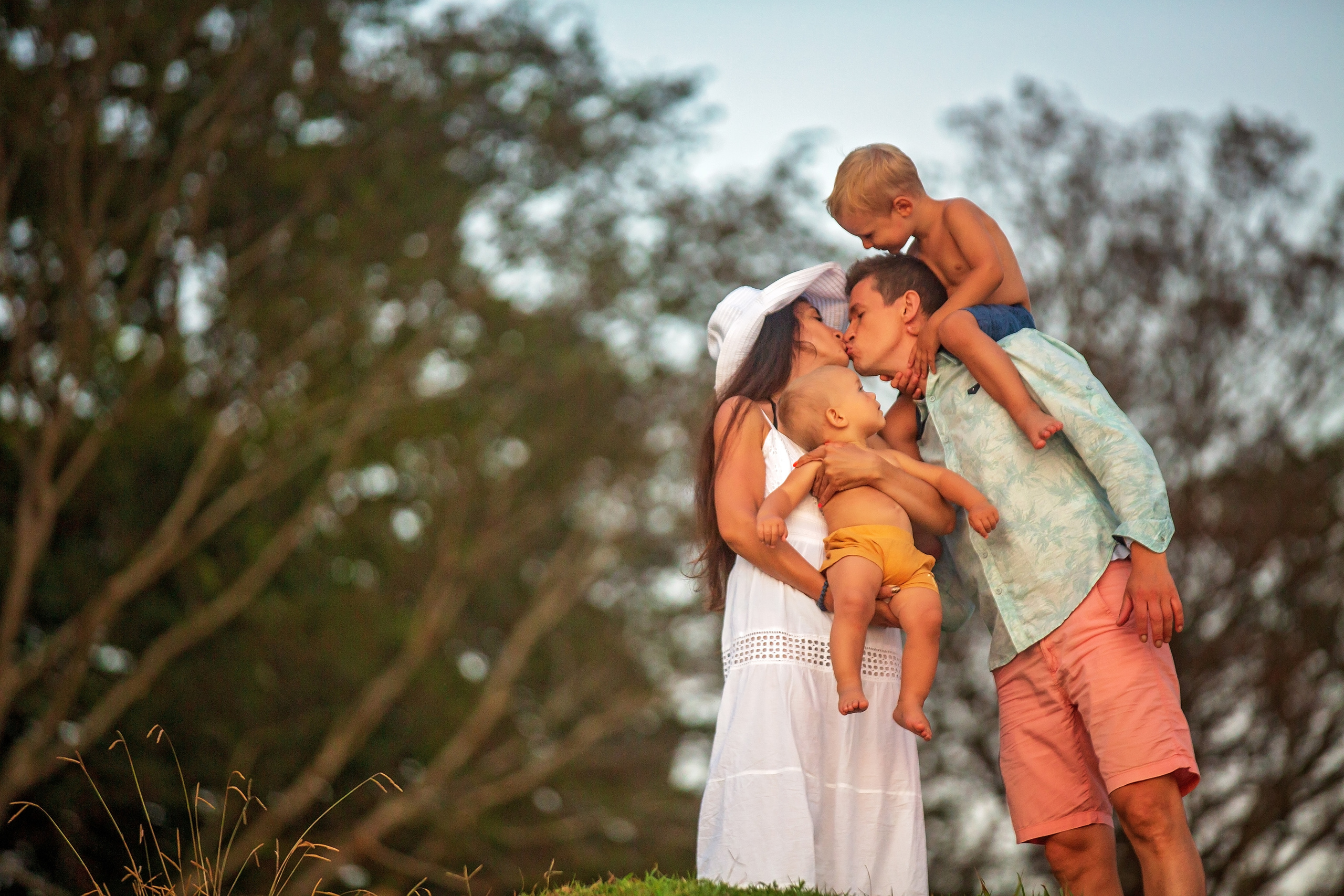 Счастливые минуты. Свадебный и семейный фотограф в Абхазии Эля Цишба