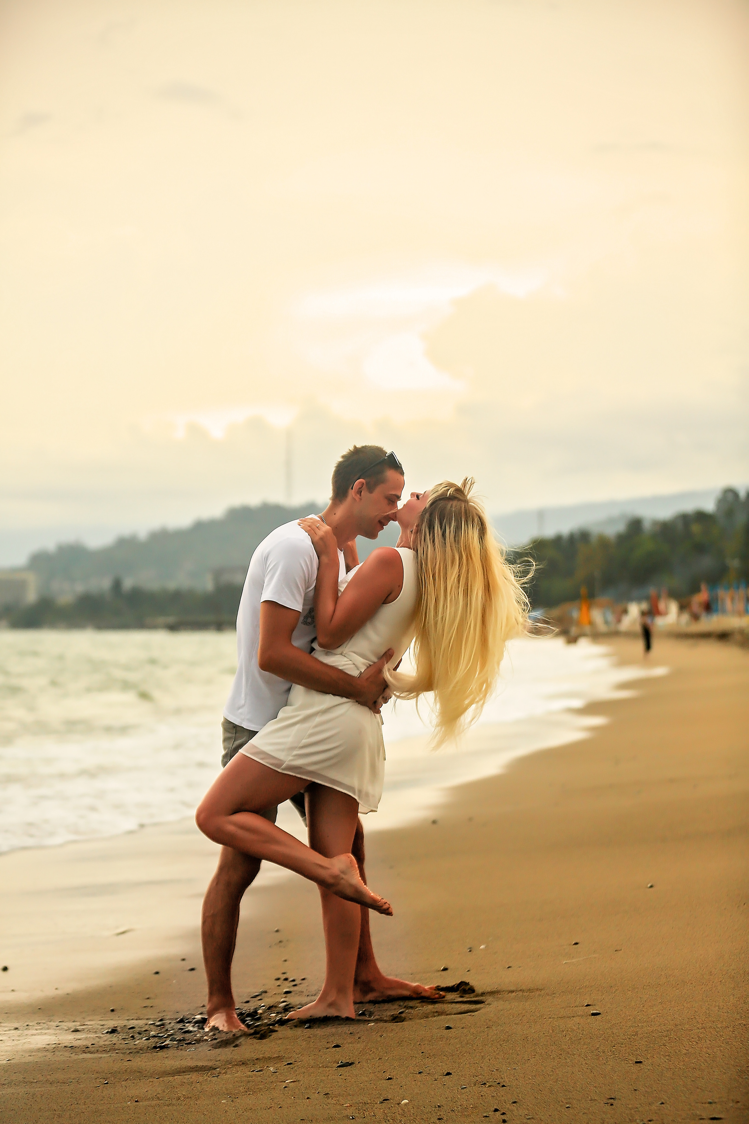 Только мы вдвоем…. Свадебный и семейный фотограф в Абхазии Эля Цишба