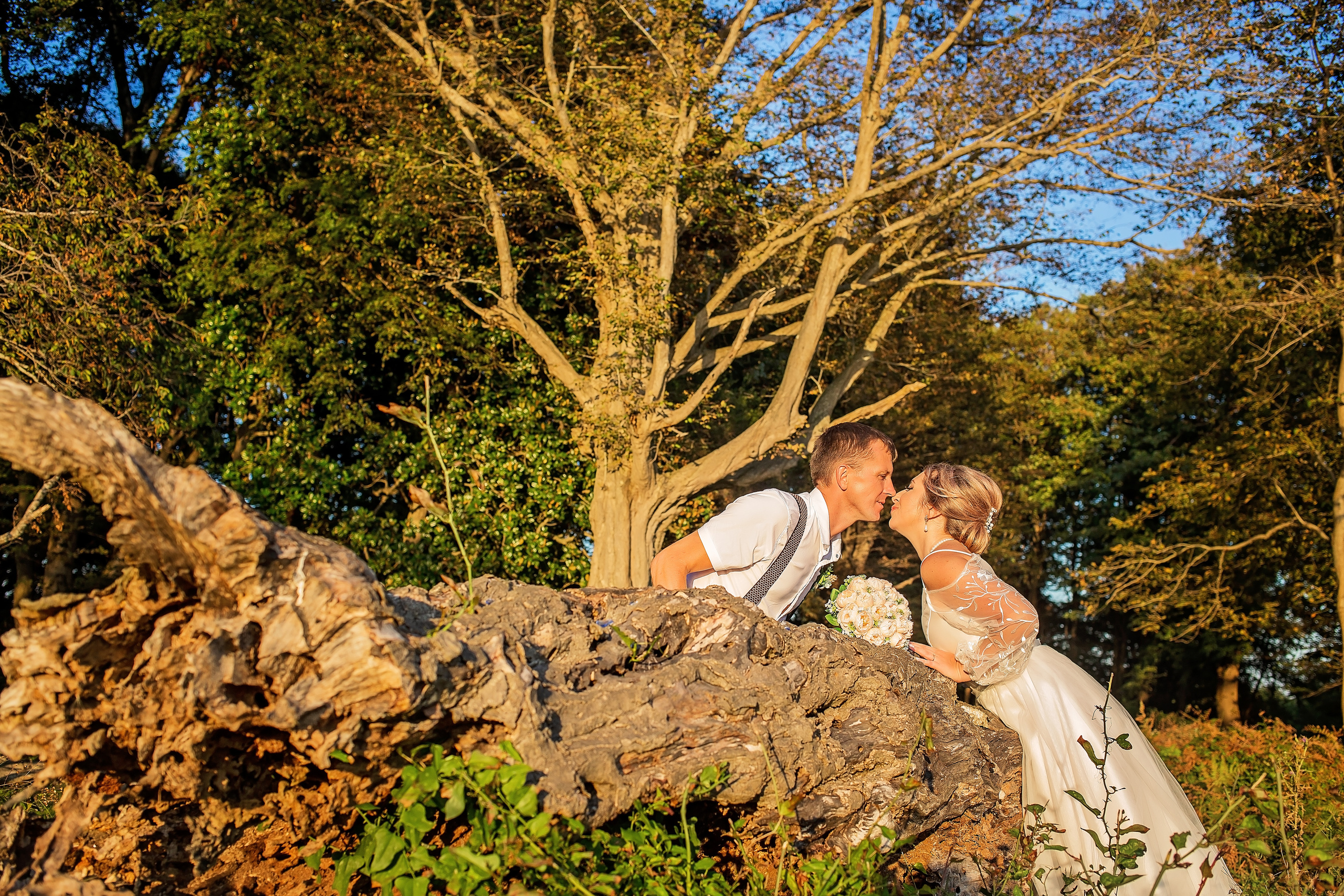 Свадебная фотоистория. Свадебный и семейный фотограф в Абхазии Эля Цишба