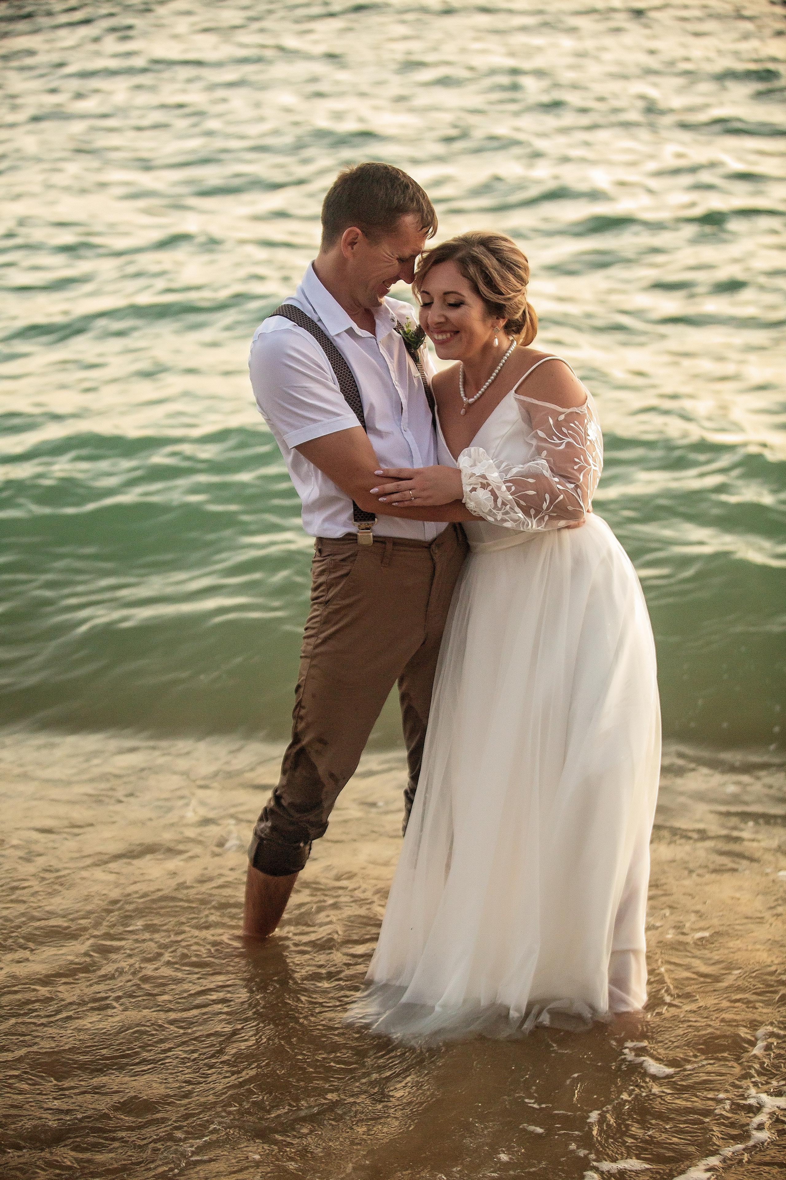 Свадебная фотоистория. Свадебный и семейный фотограф в Абхазии Эля Цишба