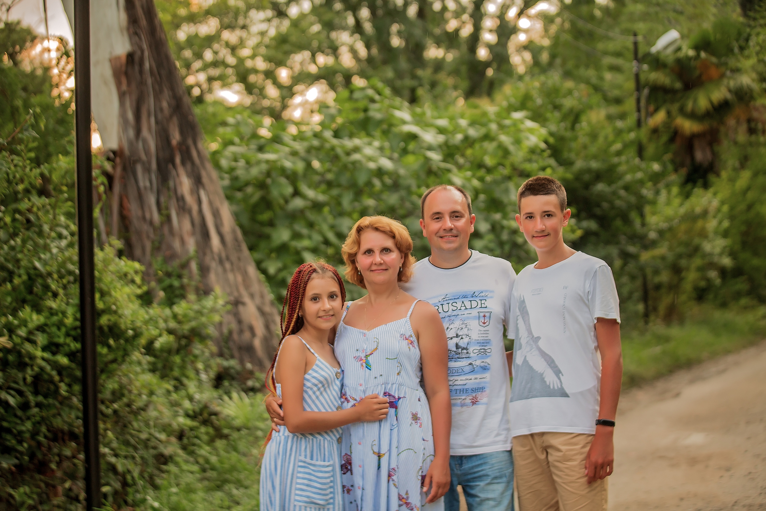 Семья на балконе Джульетты. Свадебный и семейный фотограф в Абхазии Эля Цишба