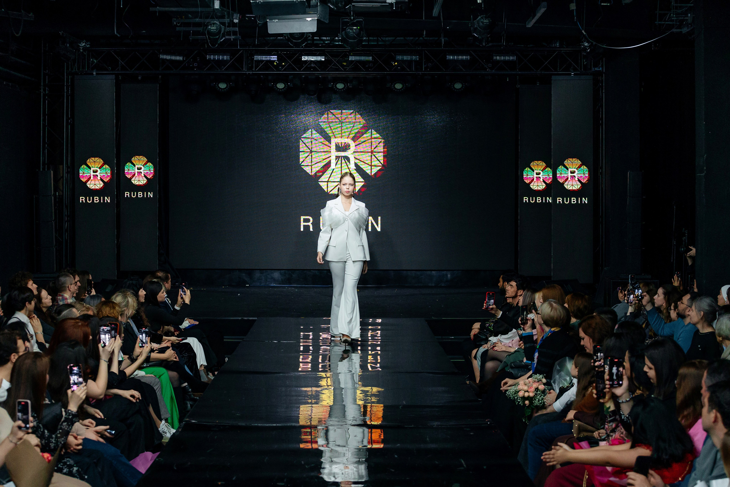 Выпускной школы практика 2025. Семейный и детский фотограф в Москве Александра Мак