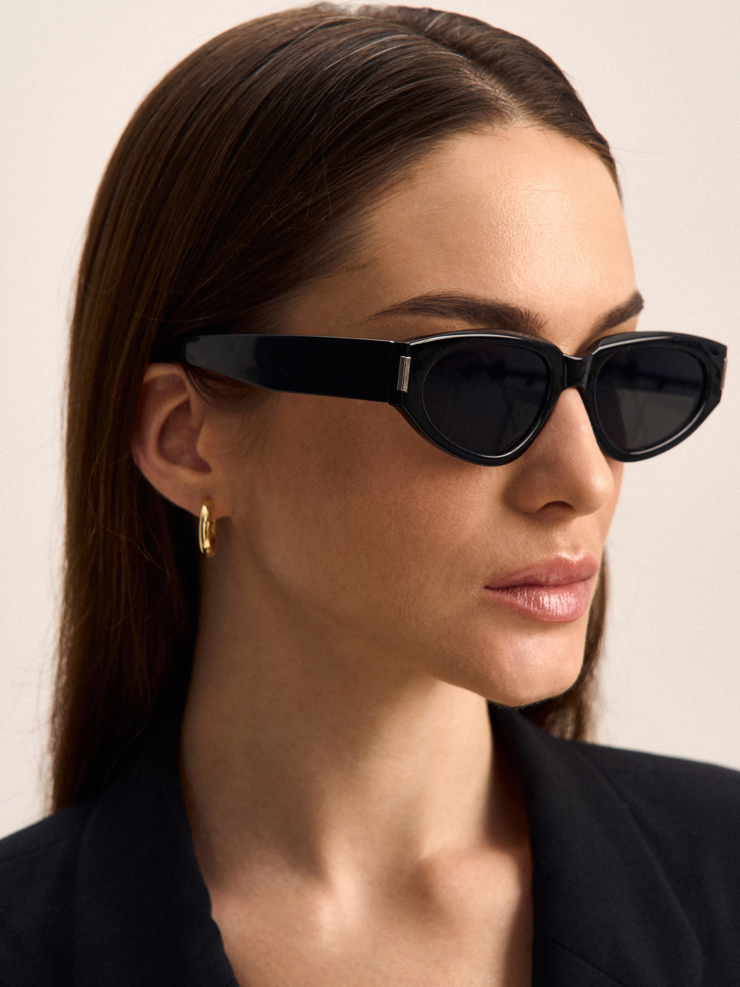 YAVIQUE. Кирилл Гольцберг | фотограф для брендов одежды и бизнеса