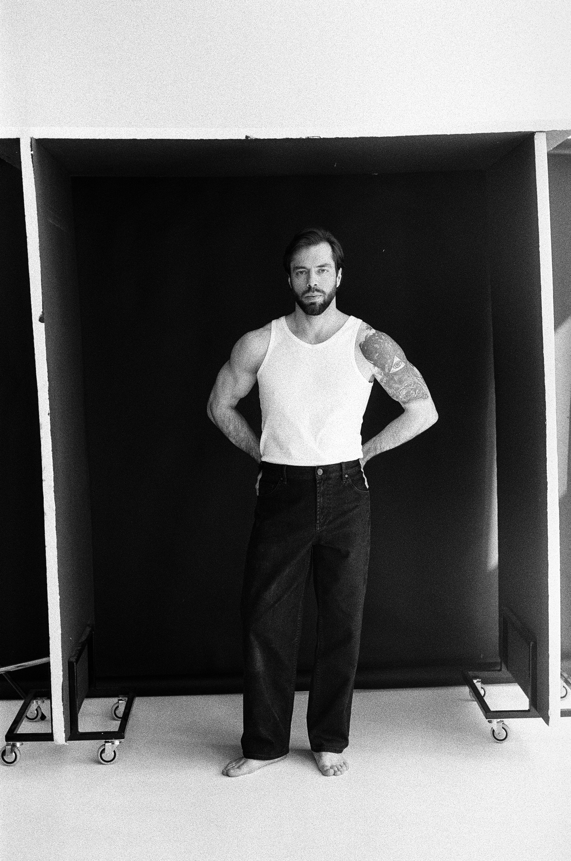 Евгений. Кирилл Гольцберг | фотограф для брендов одежды и бизнеса