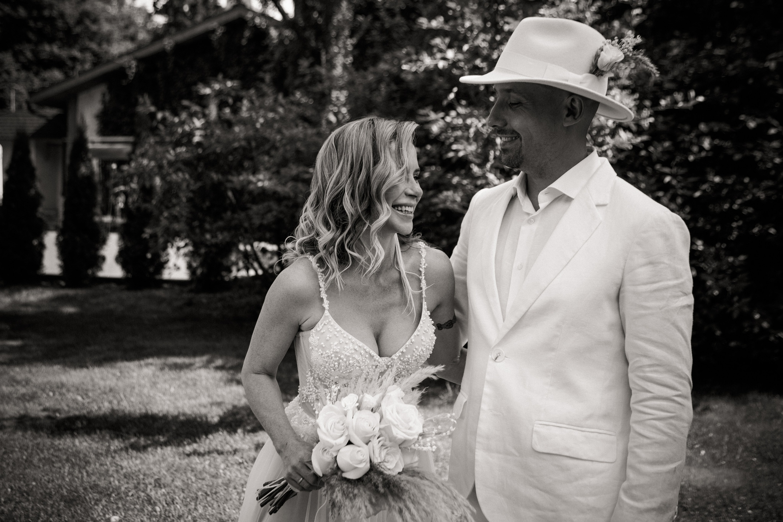 Свадебная фотосъемка в загородном отеле «LaFa». Свадебный и семейный фотограф в Москве и Подмосковье Лариса Козлова