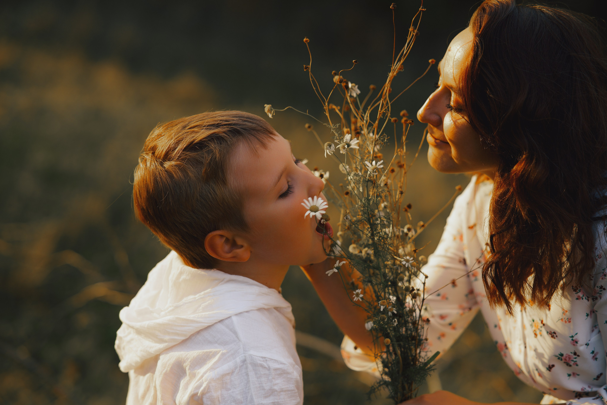 У дома. Фотограф Мария Зайчик