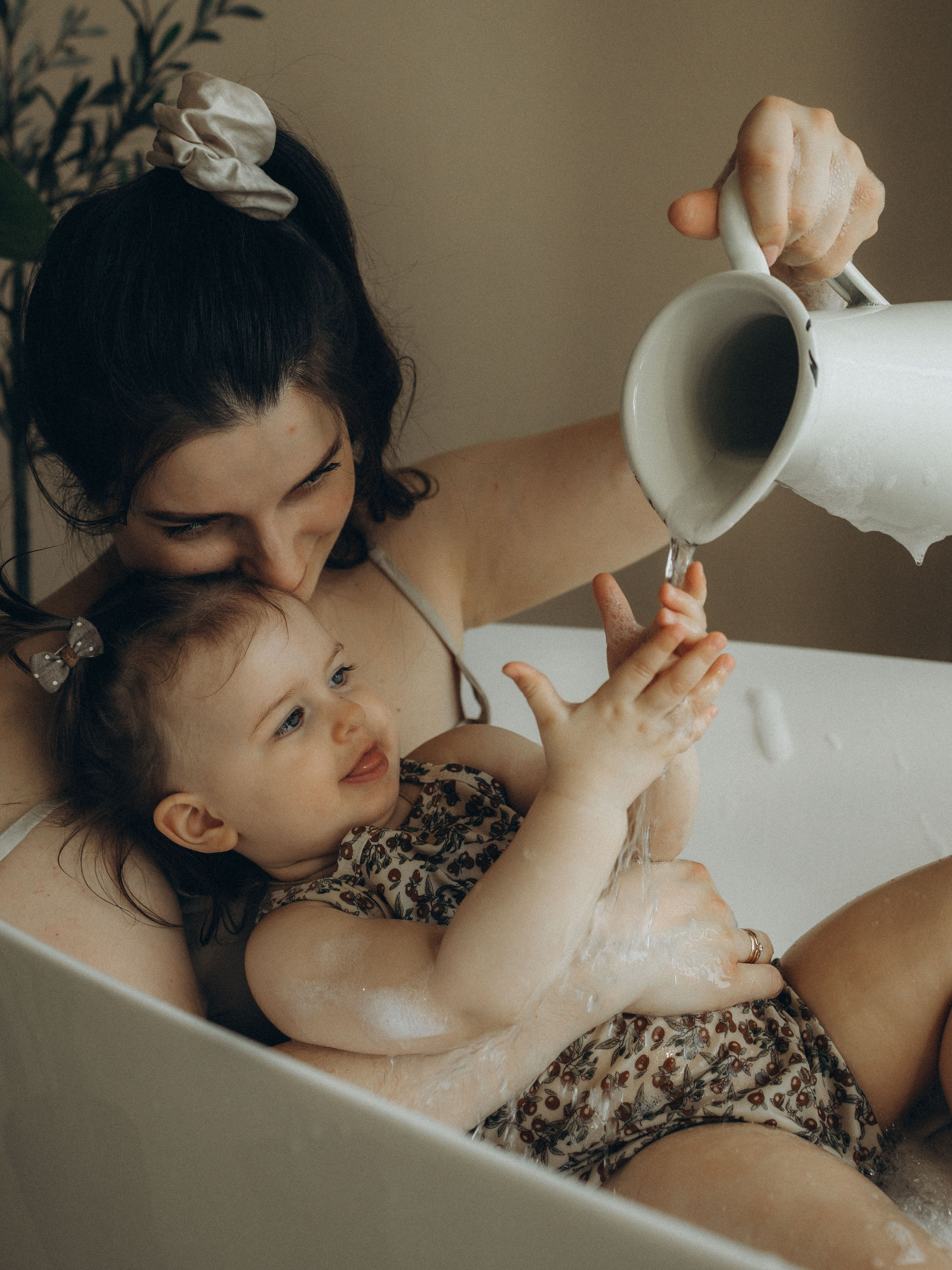Пенная история. Мама и дочь. Фотограф Дарья Соколовская