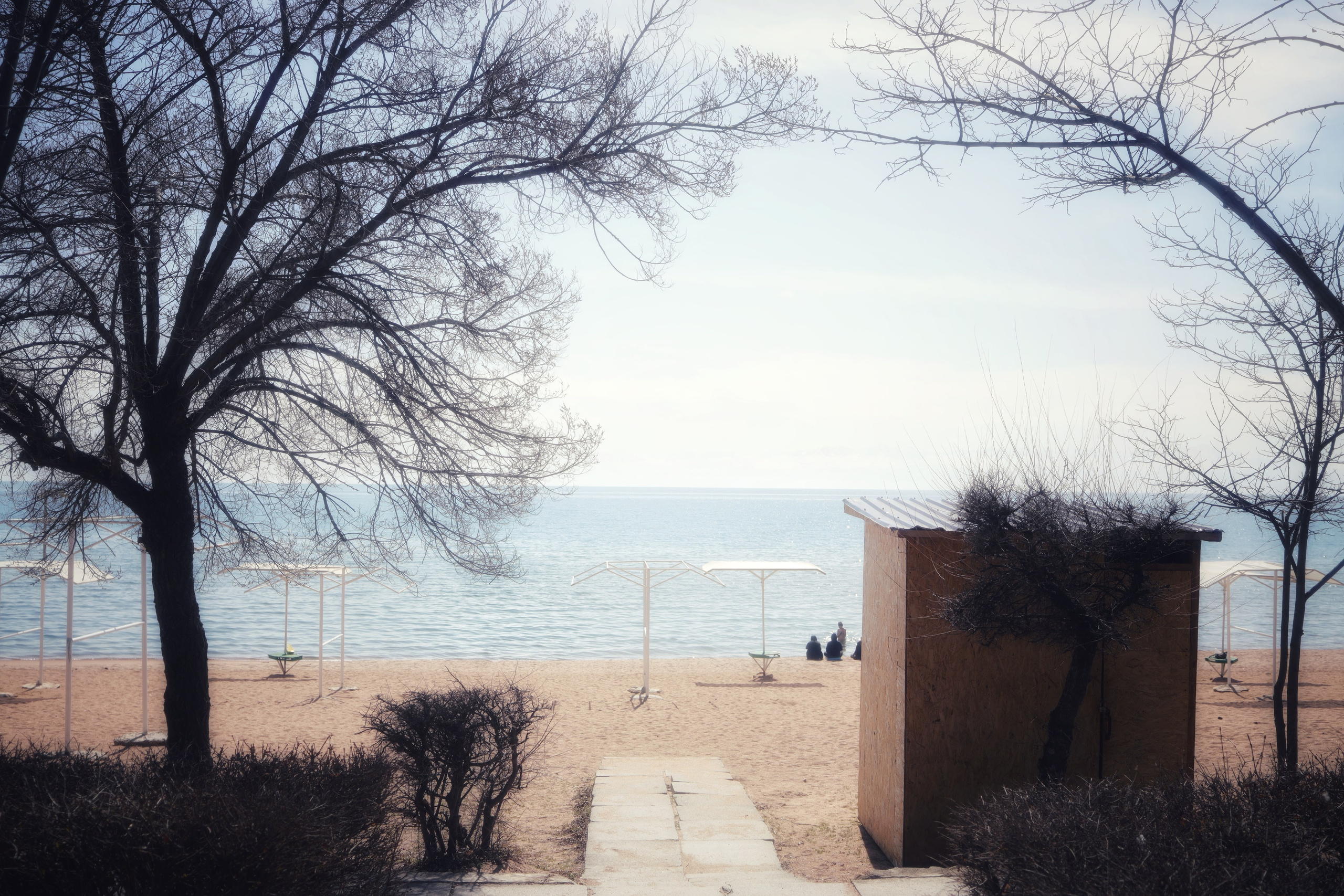 Around Issyk-Kul / Spring, Summer, Fall, Winter… and Spring. POLINA MÔMOT