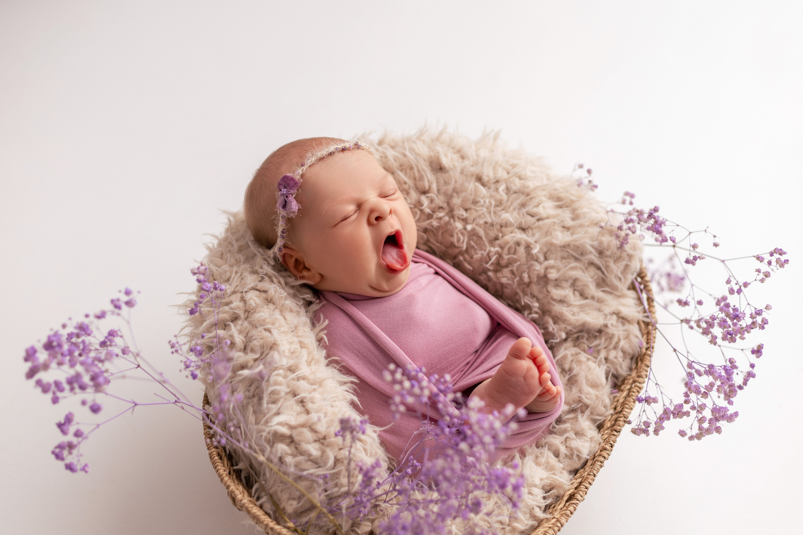 Юлия и дочка, 10 дней. Фотограф новорожденных в Нижнем Новгороде Надежда Кадылкина