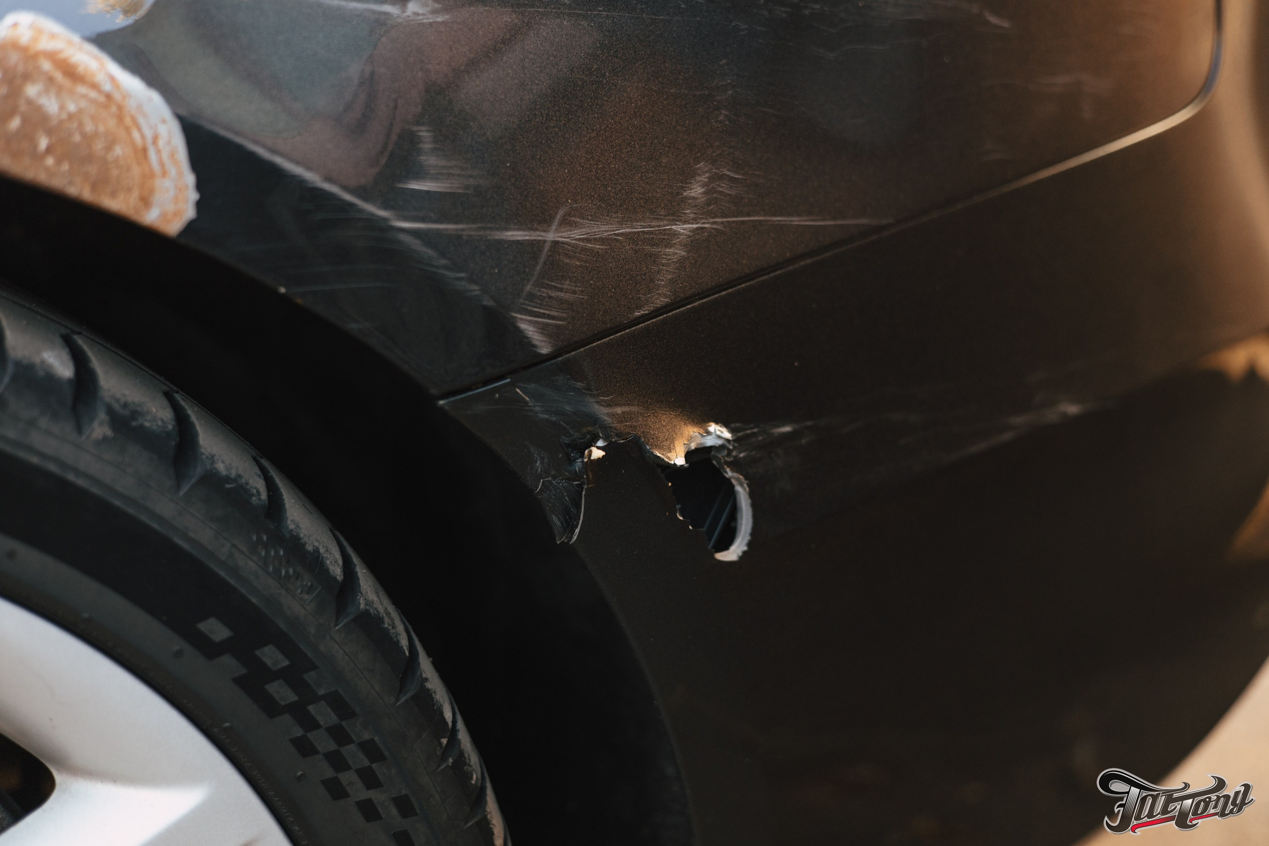 Audi S4 полный окрас кузова, кузовные работы и антихром. DeLorein