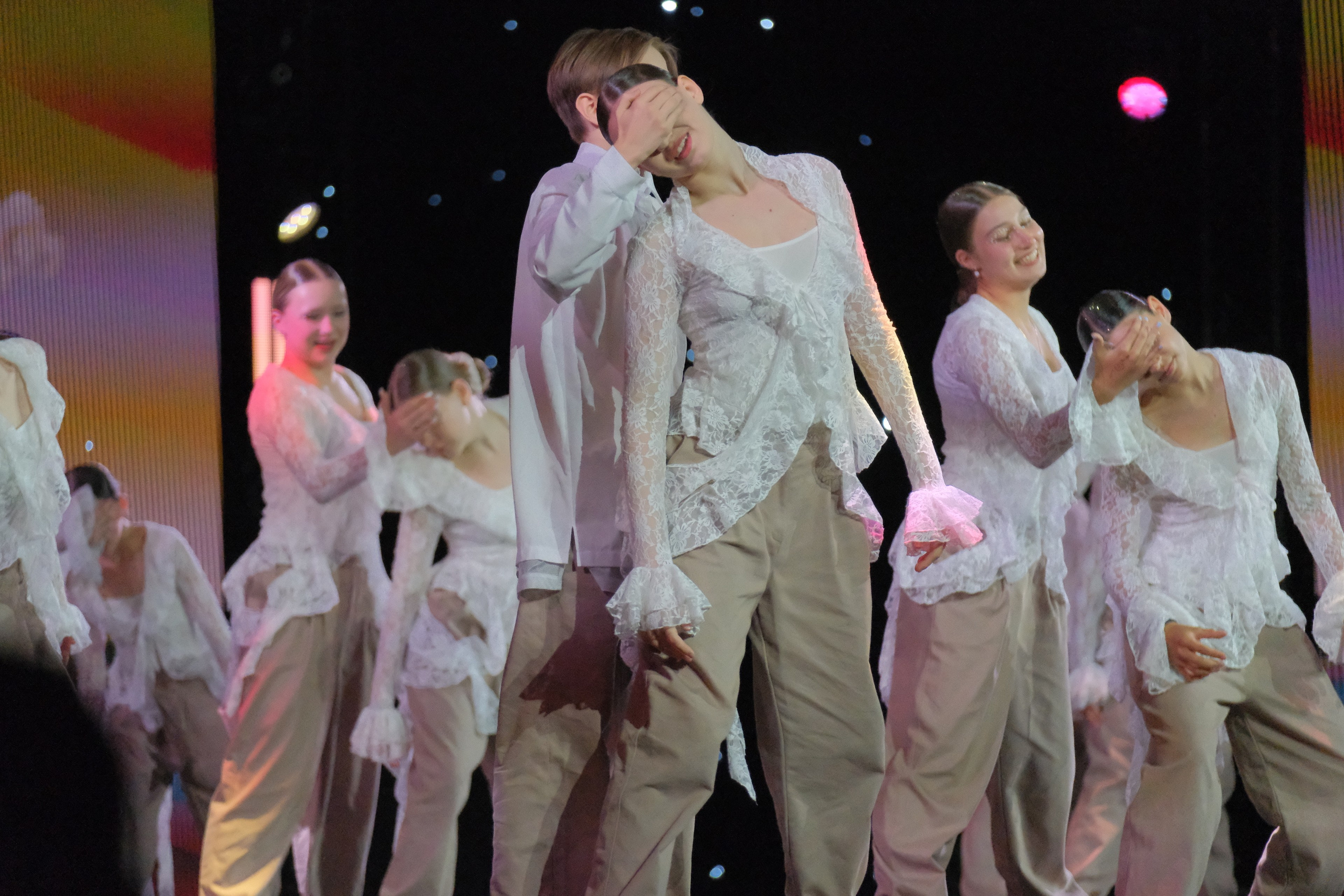 Танцы и балет. Фотограф и художник в Москве Евгения Нюнина