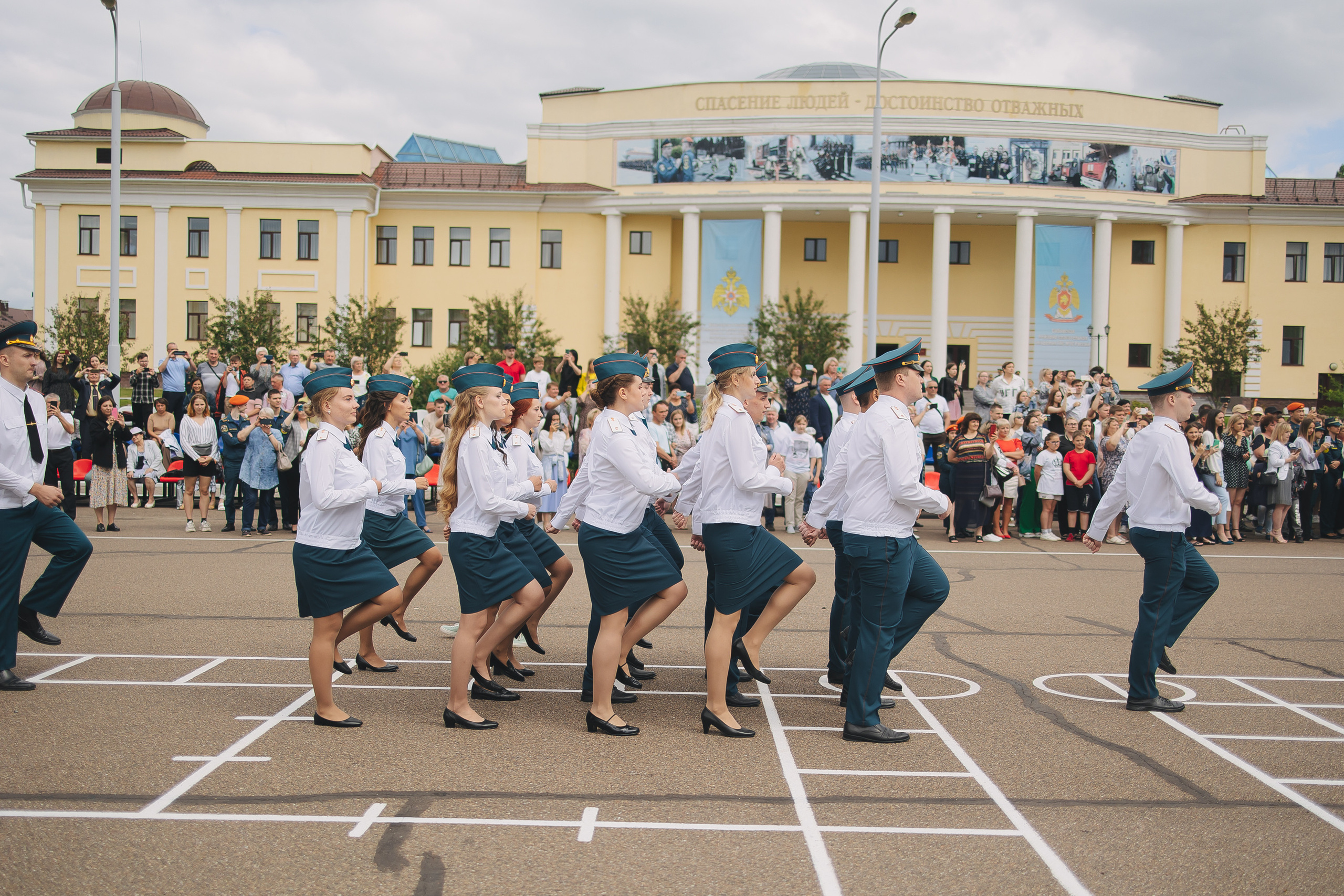 Выпускной МЧС. Свадебный и женский фотограф