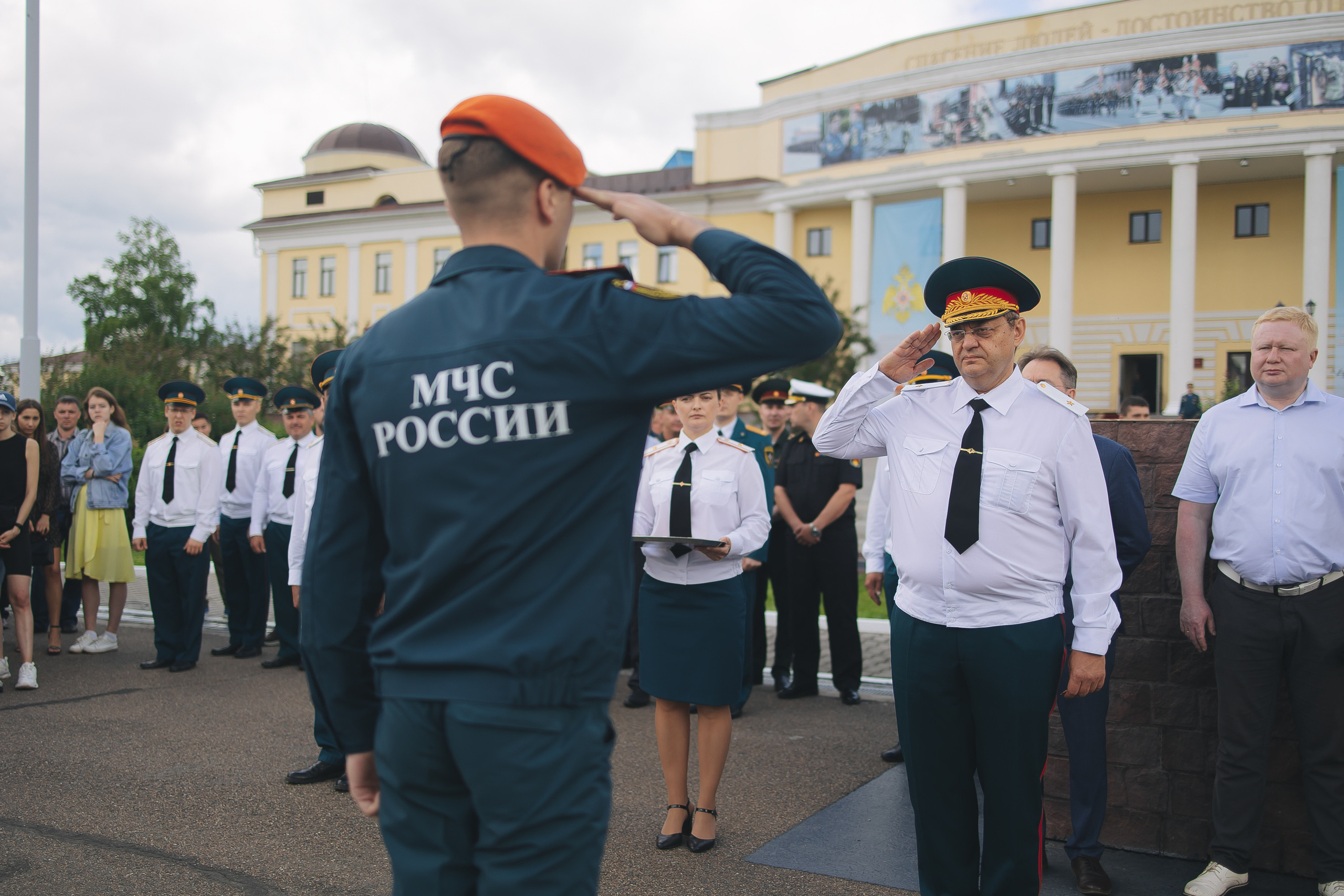 Выпускной МЧС. Свадебный и женский фотограф