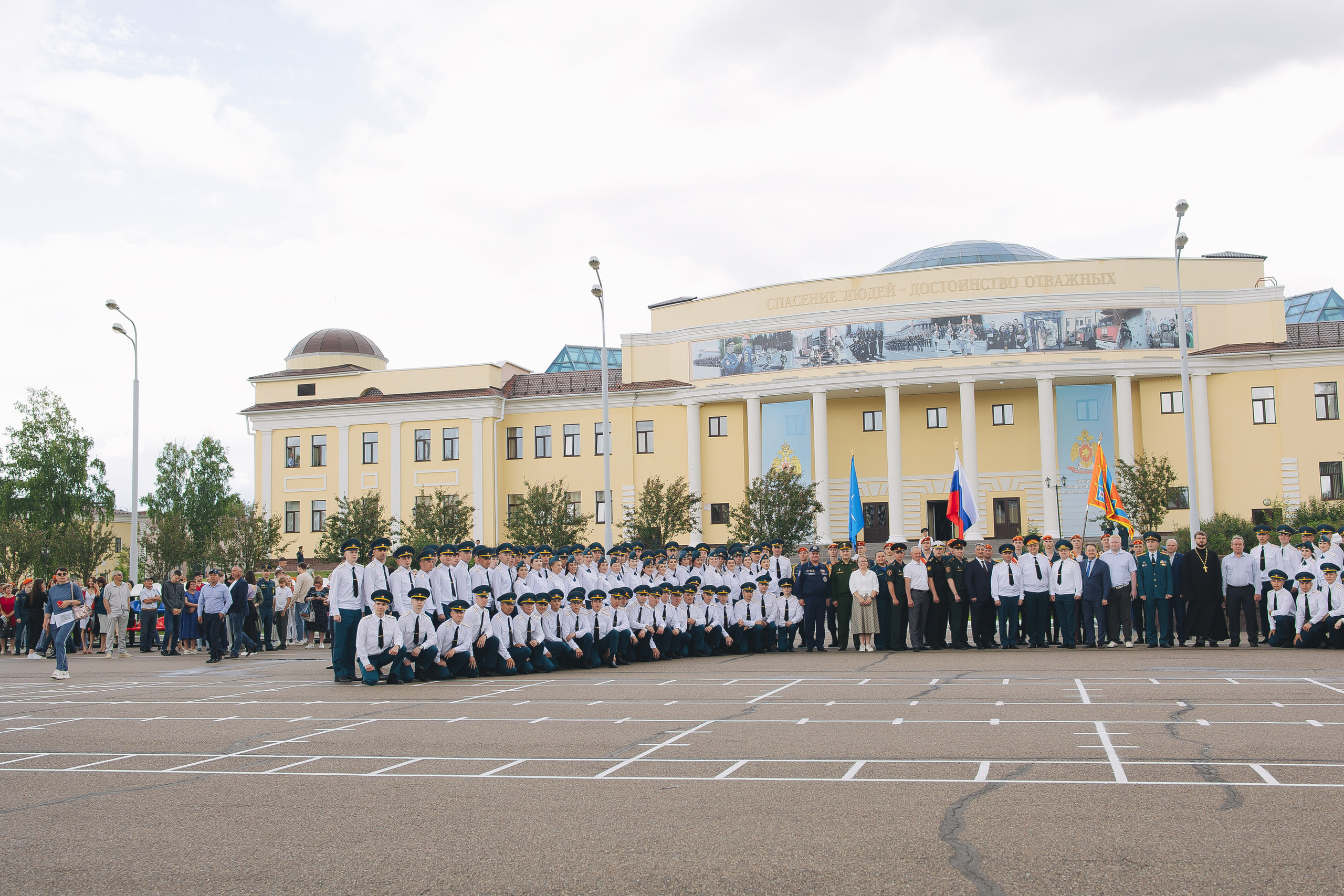 Выпускной МЧС. Свадебный и женский фотограф
