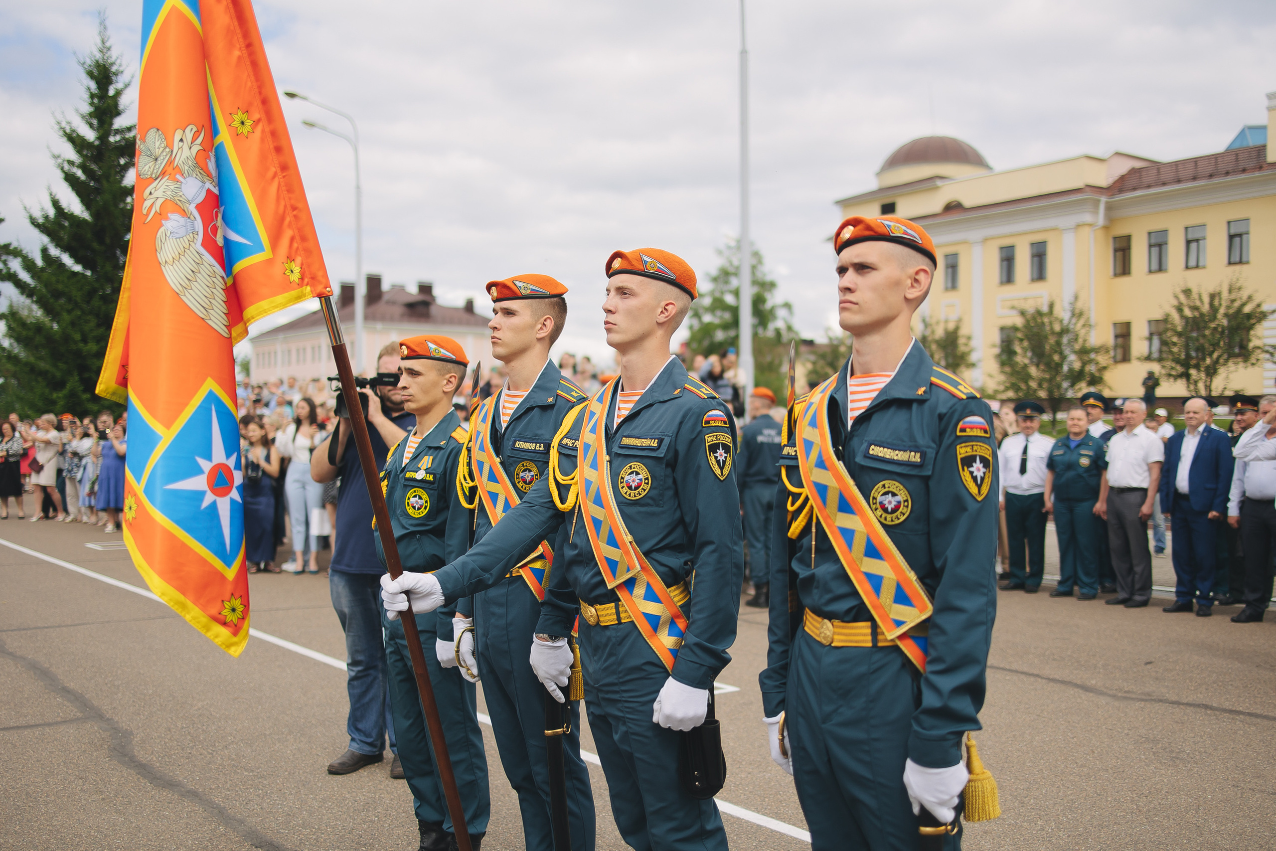 Выпускной МЧС. Свадебный и женский фотограф