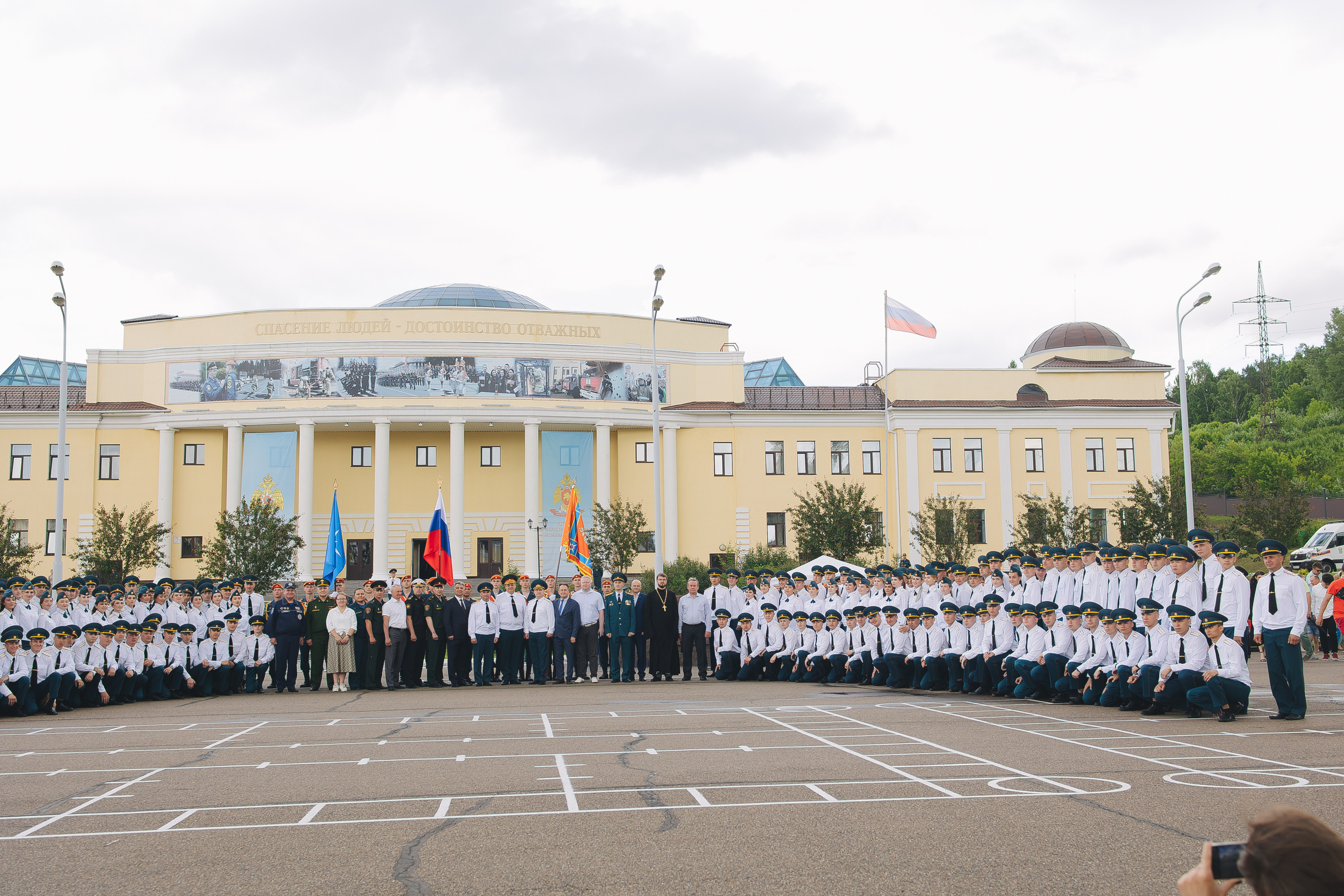 Выпускной МЧС. Свадебный и женский фотограф