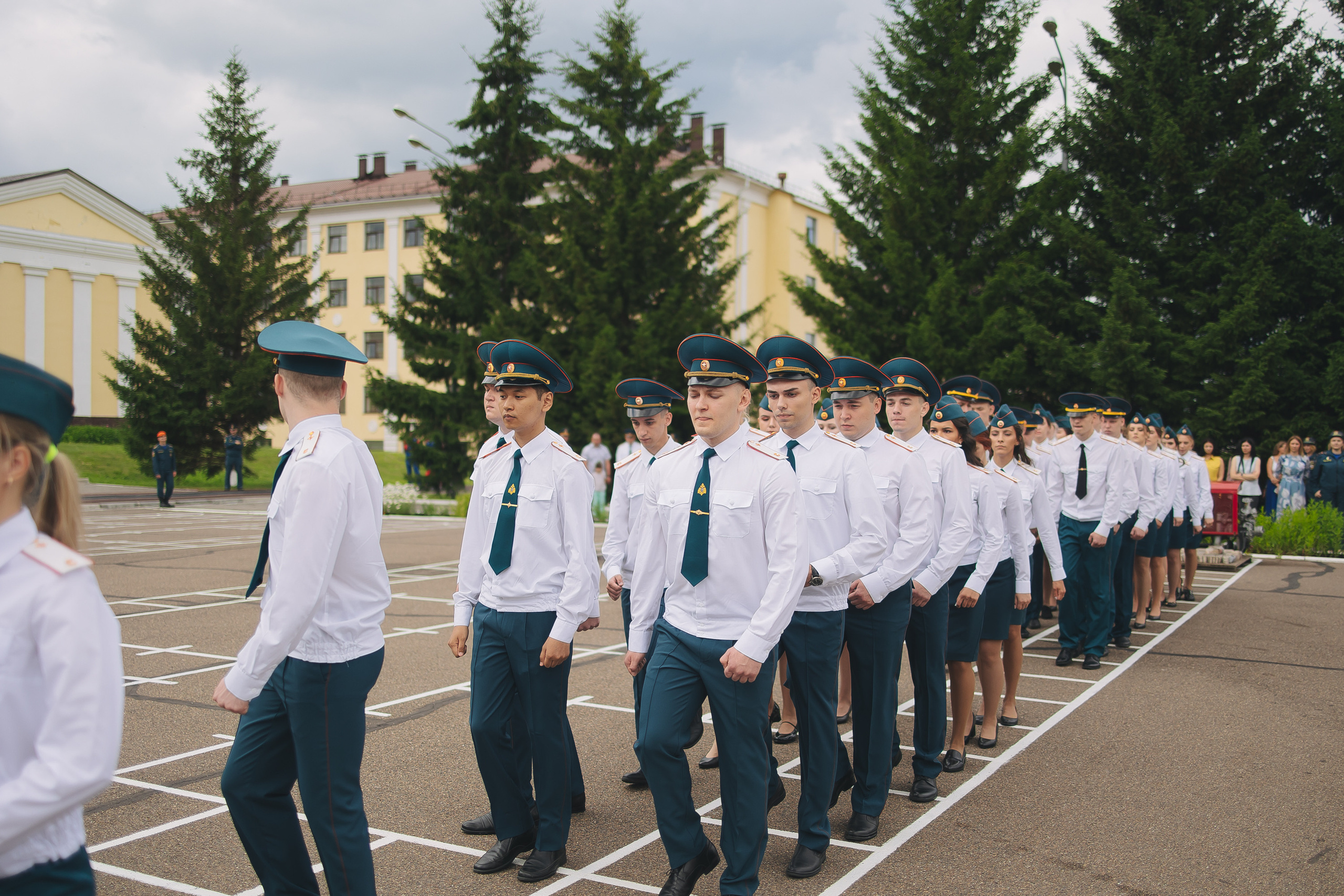 Выпускной МЧС. Свадебный и женский фотограф