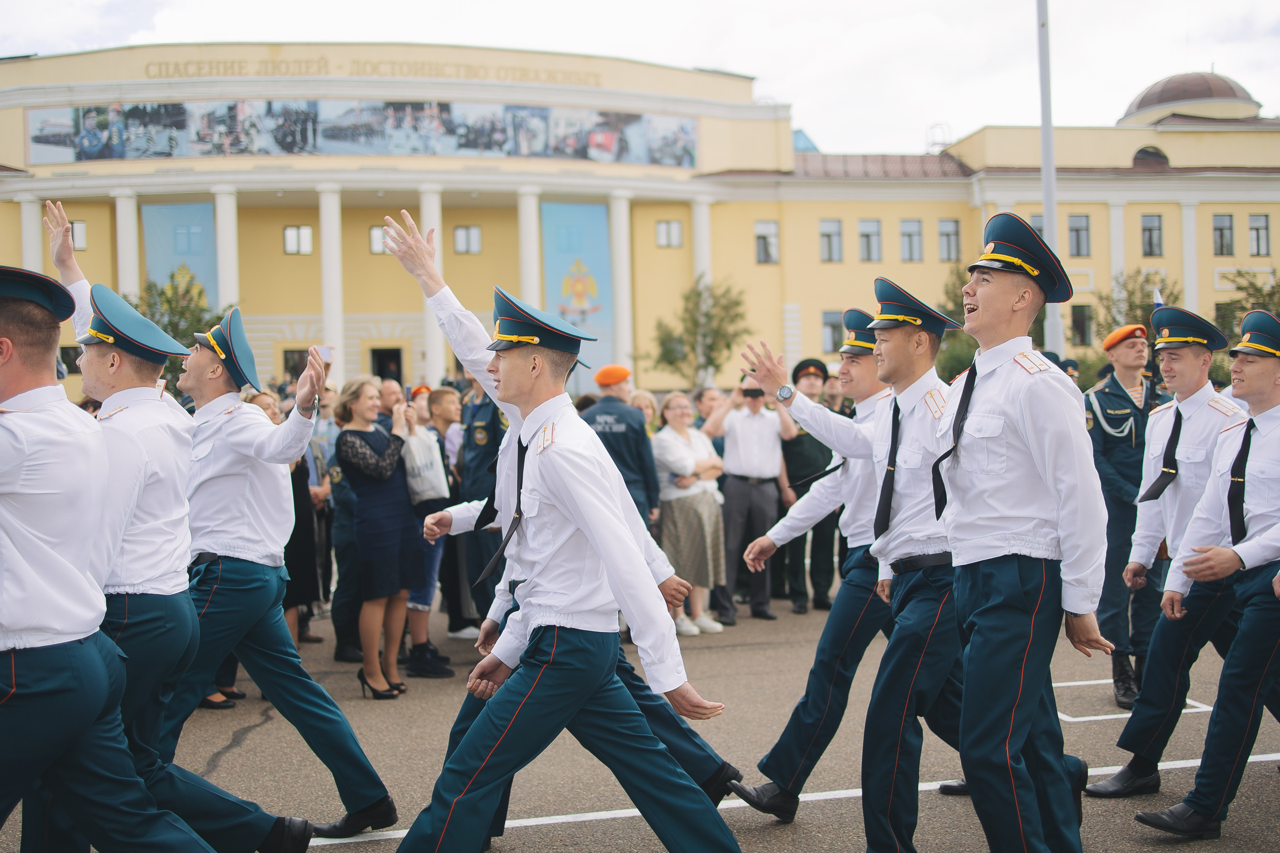 Выпускной МЧС. Свадебный и женский фотограф