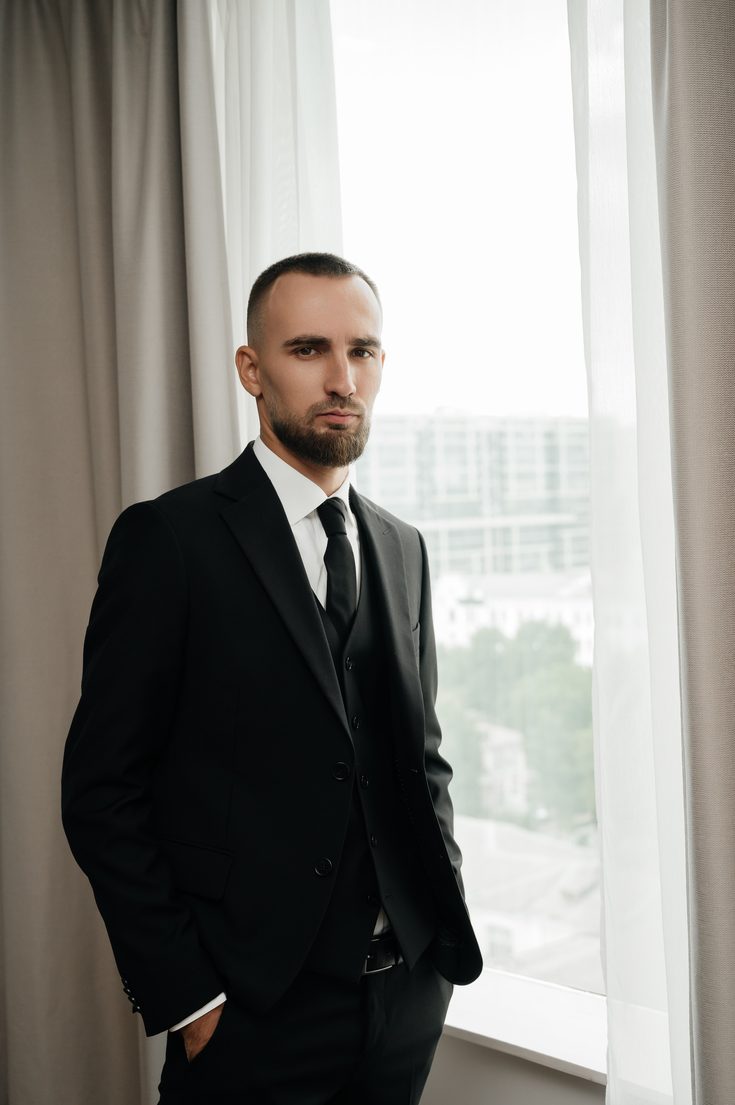 Свадьба (утро в отеле). Свадебный и семейный фотограф в Краснодаре Алина Мельник