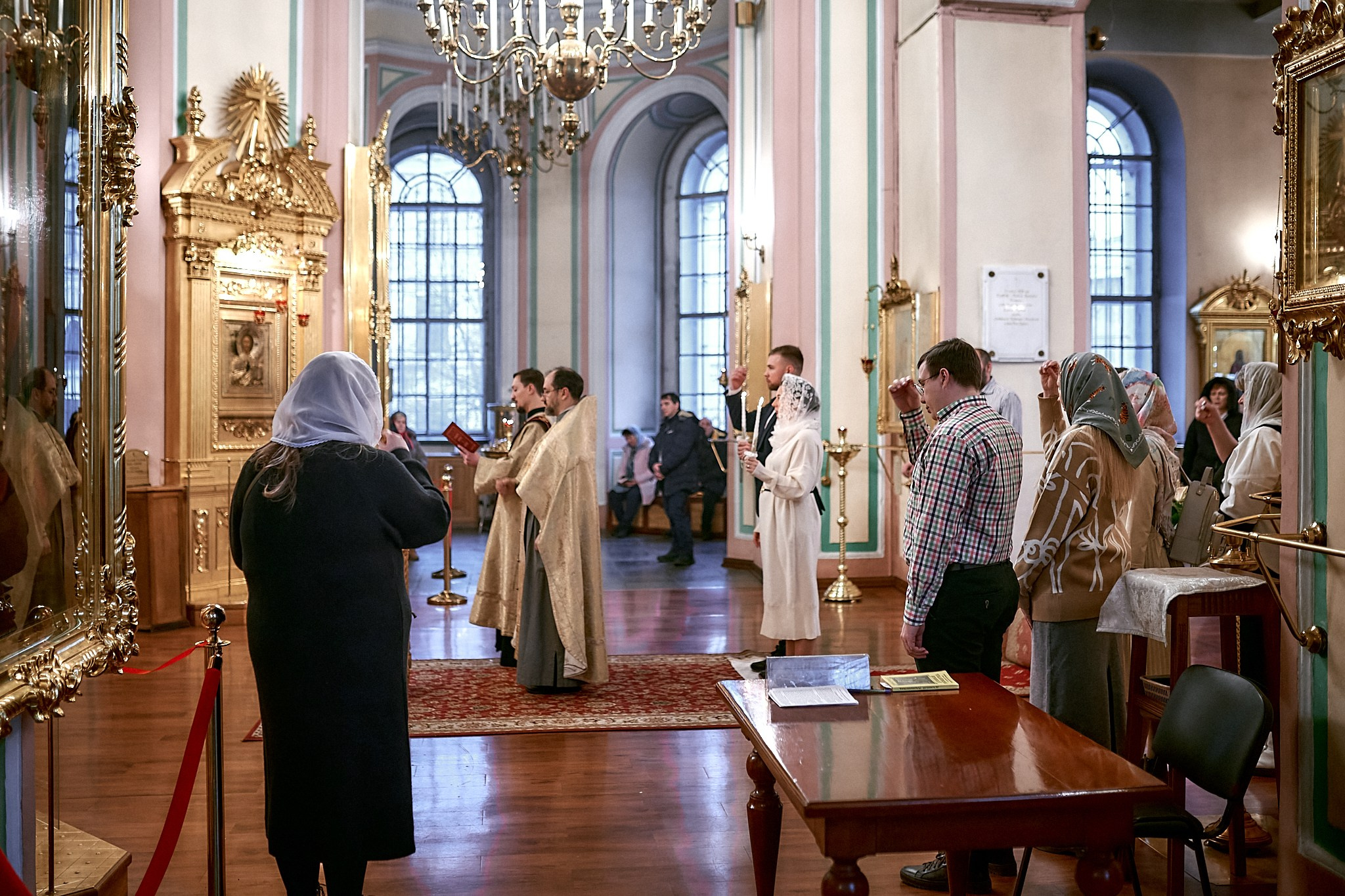 Венчание Артёма и Екатерины | Владимирский собор. Свадебный фотограф в Санкт-Петербурге Славин Денис