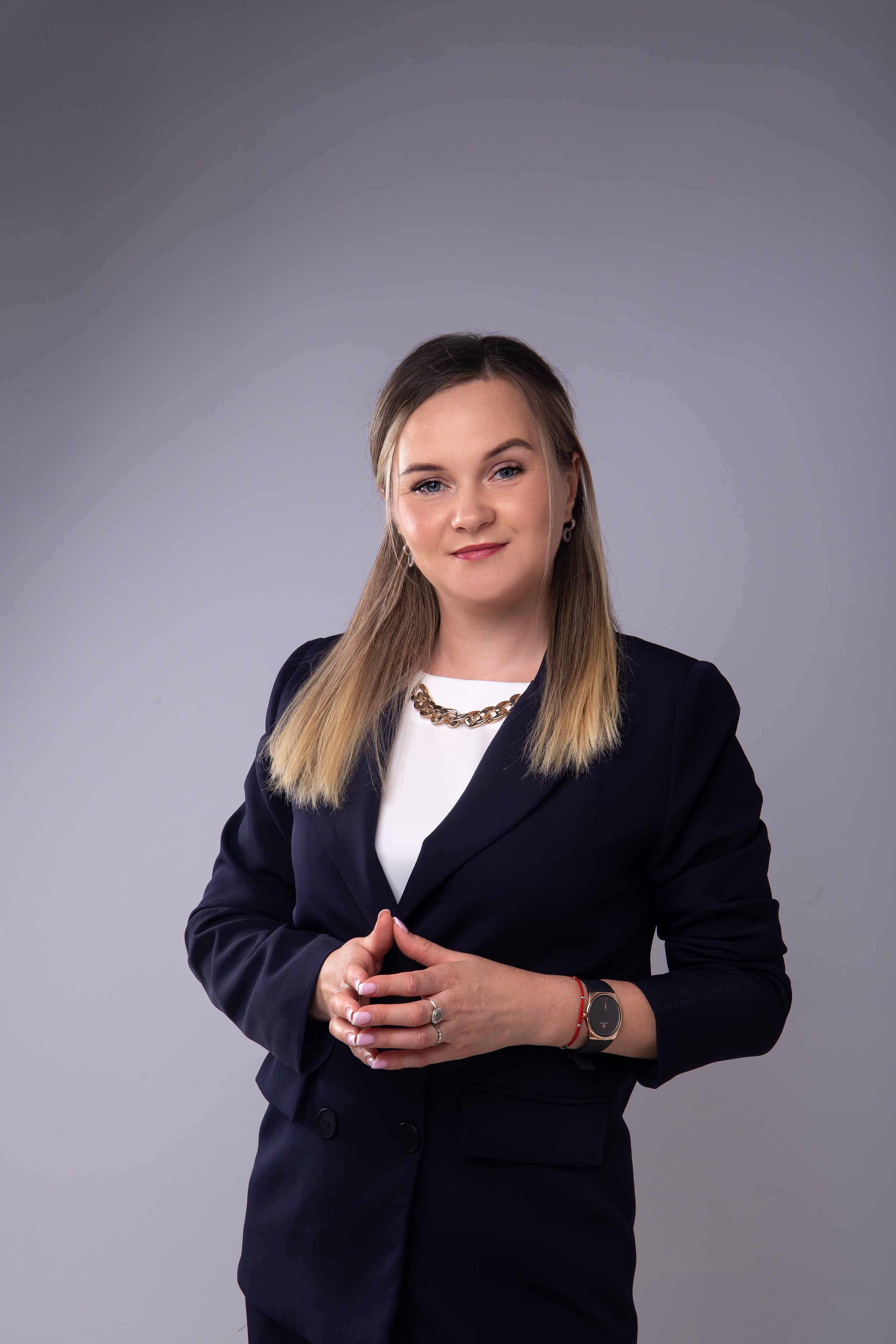 Деловая студийная съёмка. Фотограф Дмитров и МО Валентина Халикова