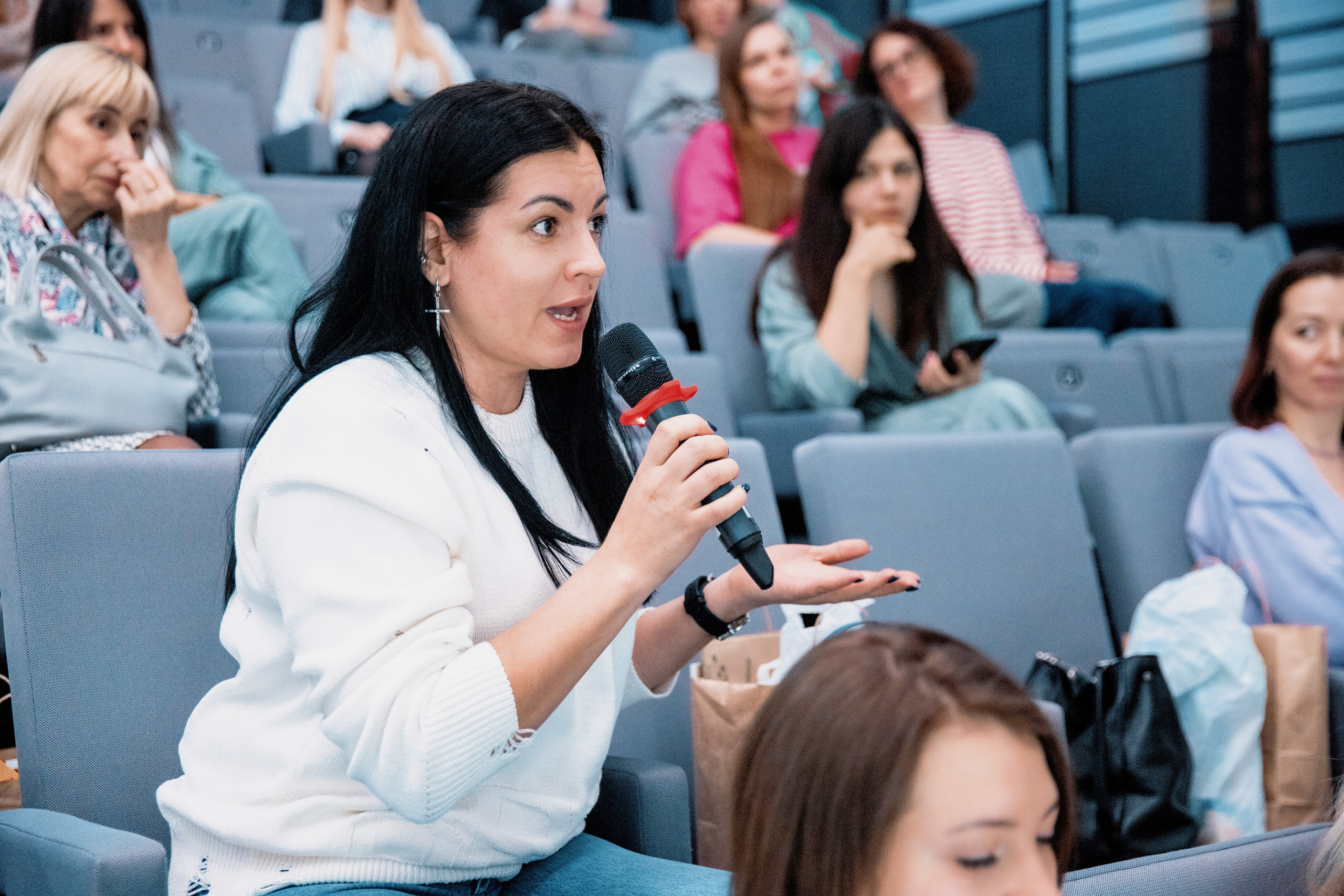 Конференция для мам. Репортажный и портретный фотограф в Екатеринбурге Гизатуллин Марат