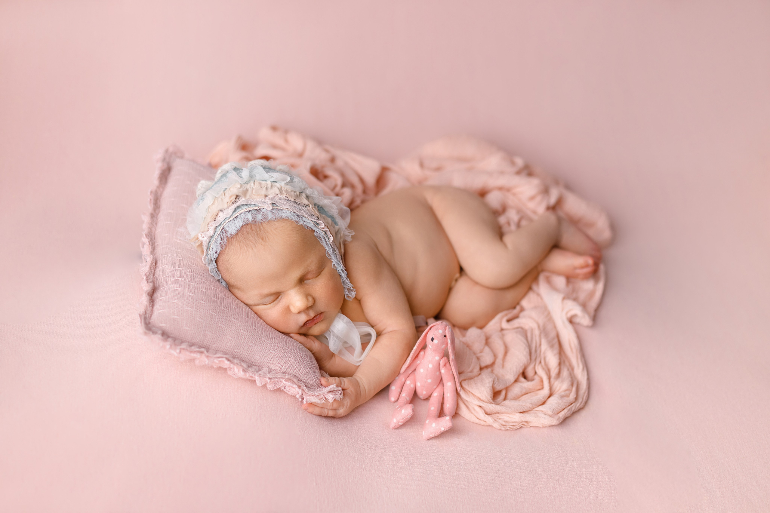 Новорожденные (5-14 дней). Фотограф новорождённых Ярославль. Детский и семейный фотограф Анна Салова