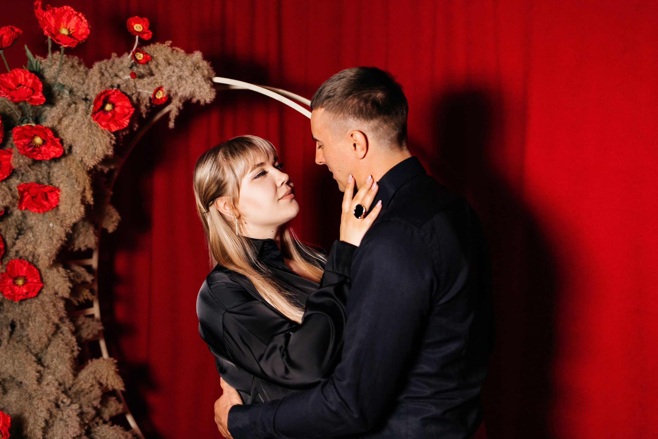 Love story в фотостудии. Свадебный фотограф Кропоткин Краснодар