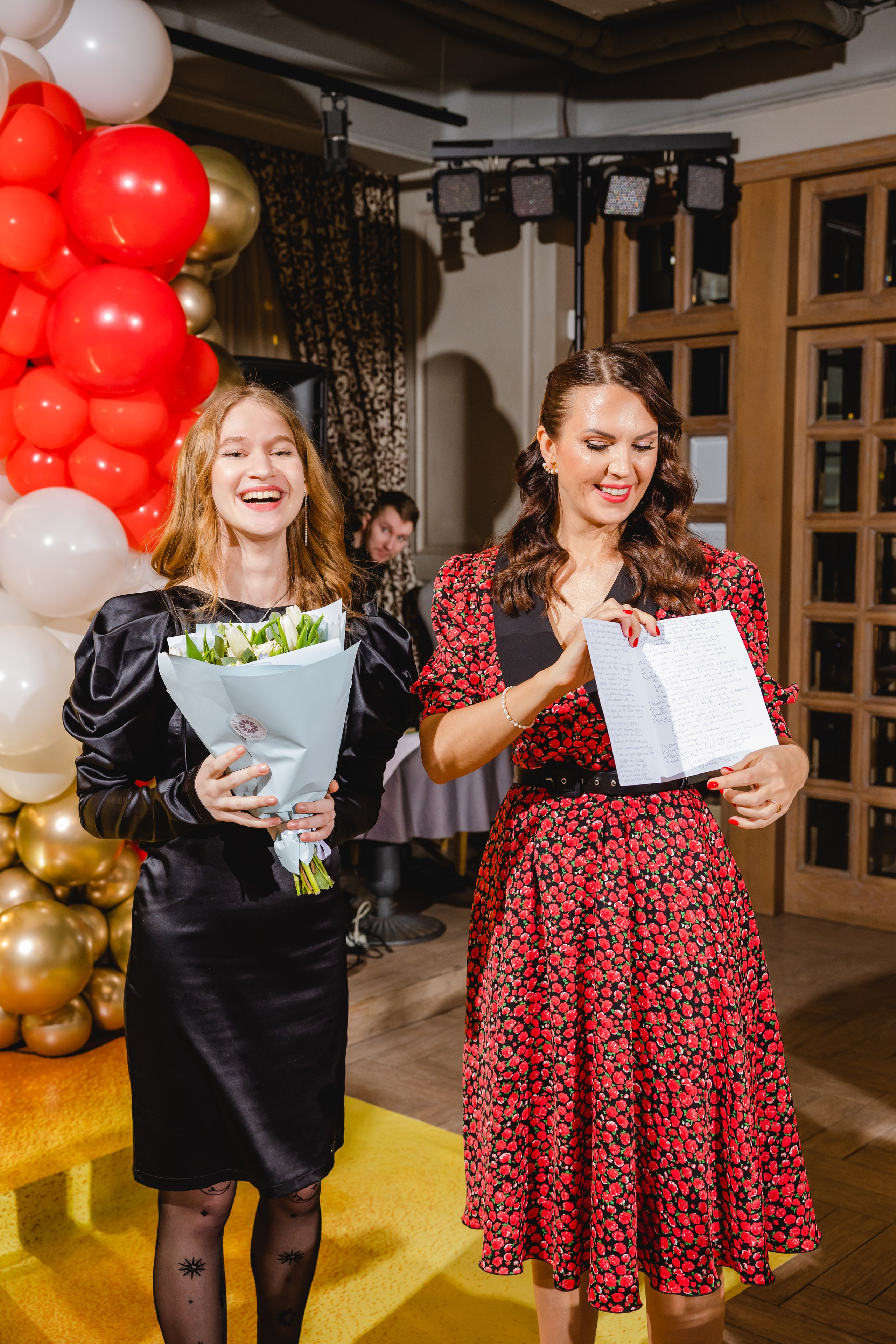 Дни Рождения и Юбилеи. Сайт с красивыми фотографиями и людьми