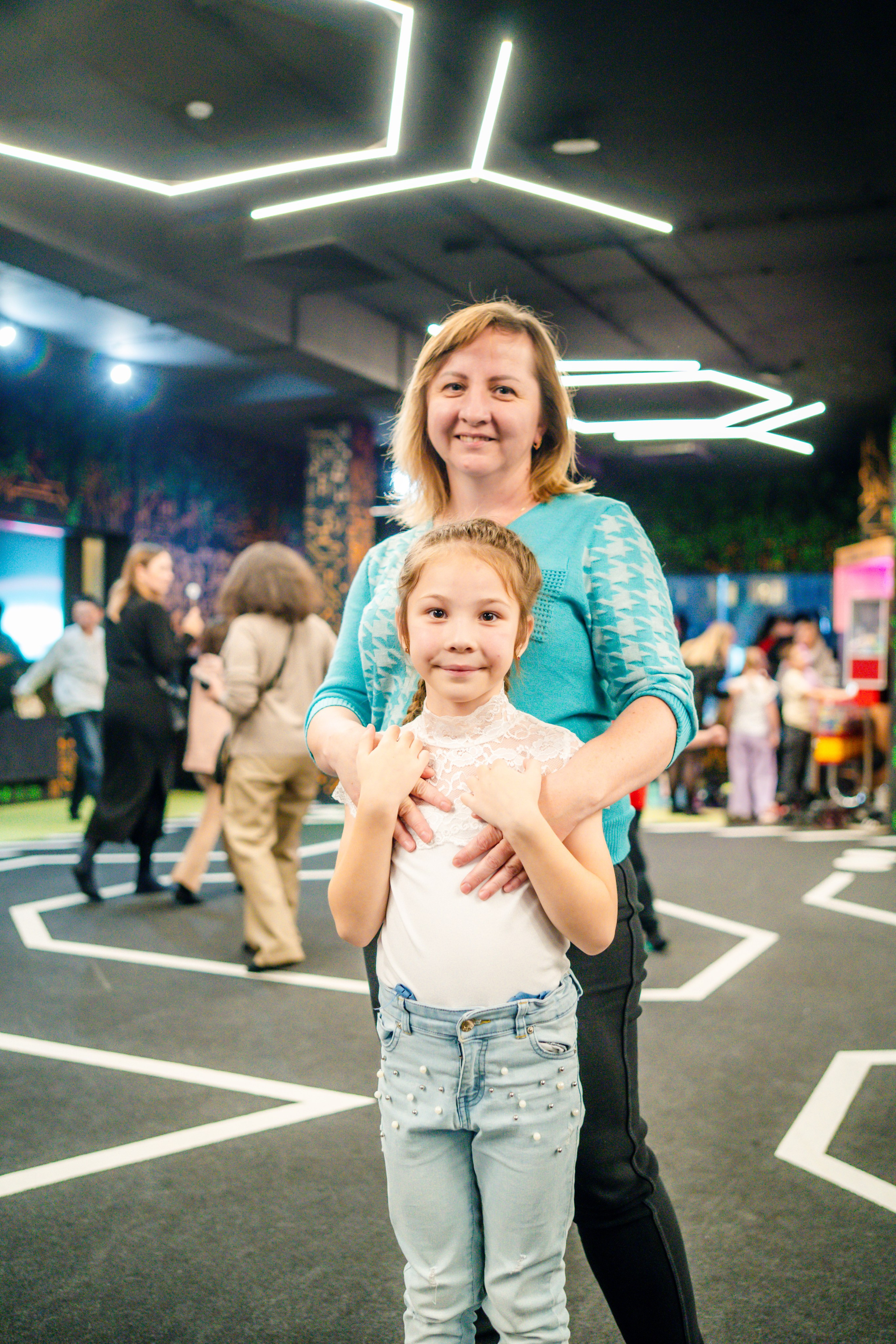 VR (November-December 2024). Felixtones