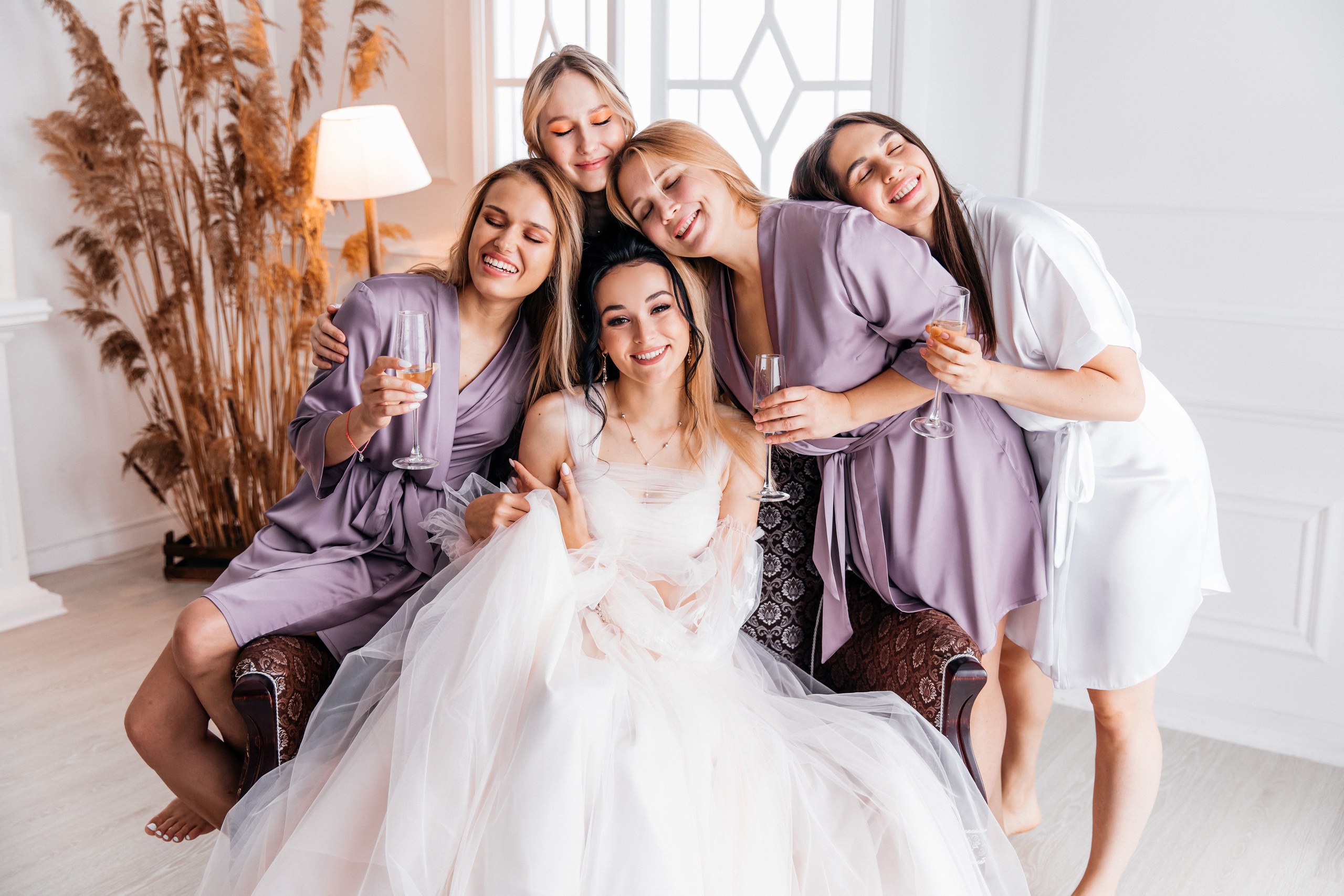утро невесты с подружками в халатах 