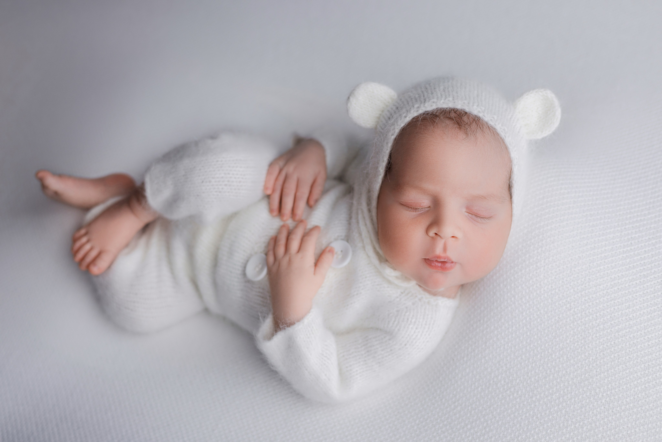 Артур. Евгения Горбунова фотограф новорожденных в Новом Уренгое