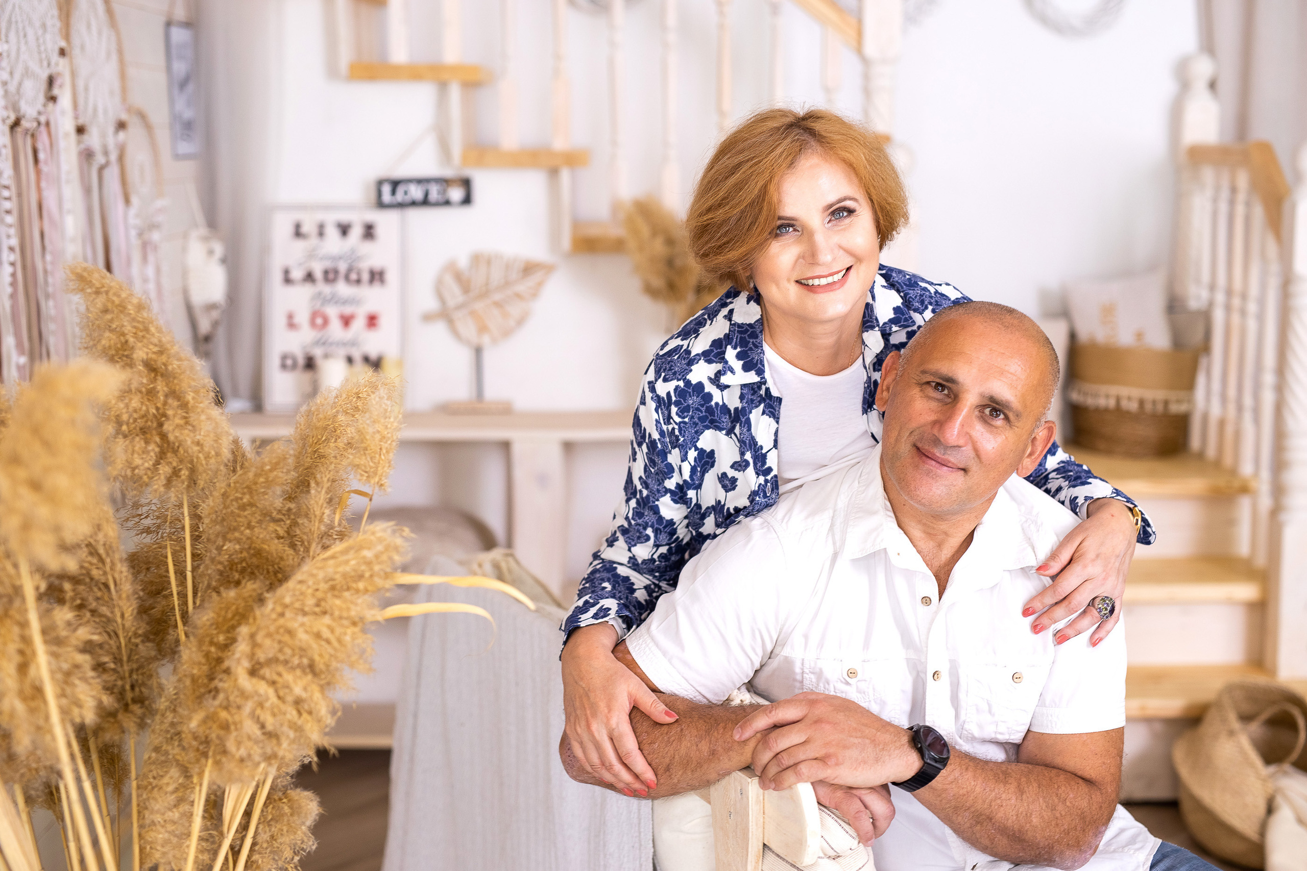 Семейная фотосессия в студии. Свадебный и семейный фотограф в Алматы Алексей Балышев