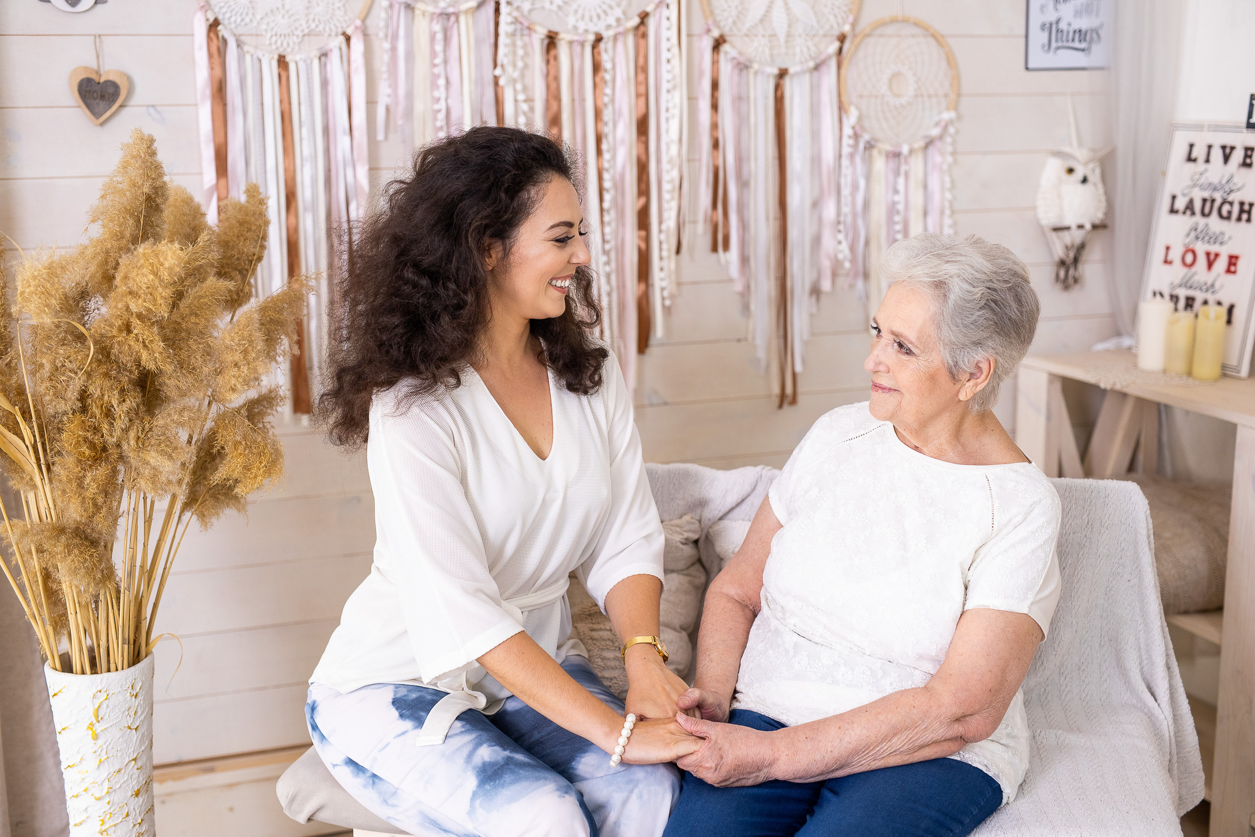 Семейная фотосессия в студии. Свадебный и семейный фотограф в Алматы Алексей Балышев