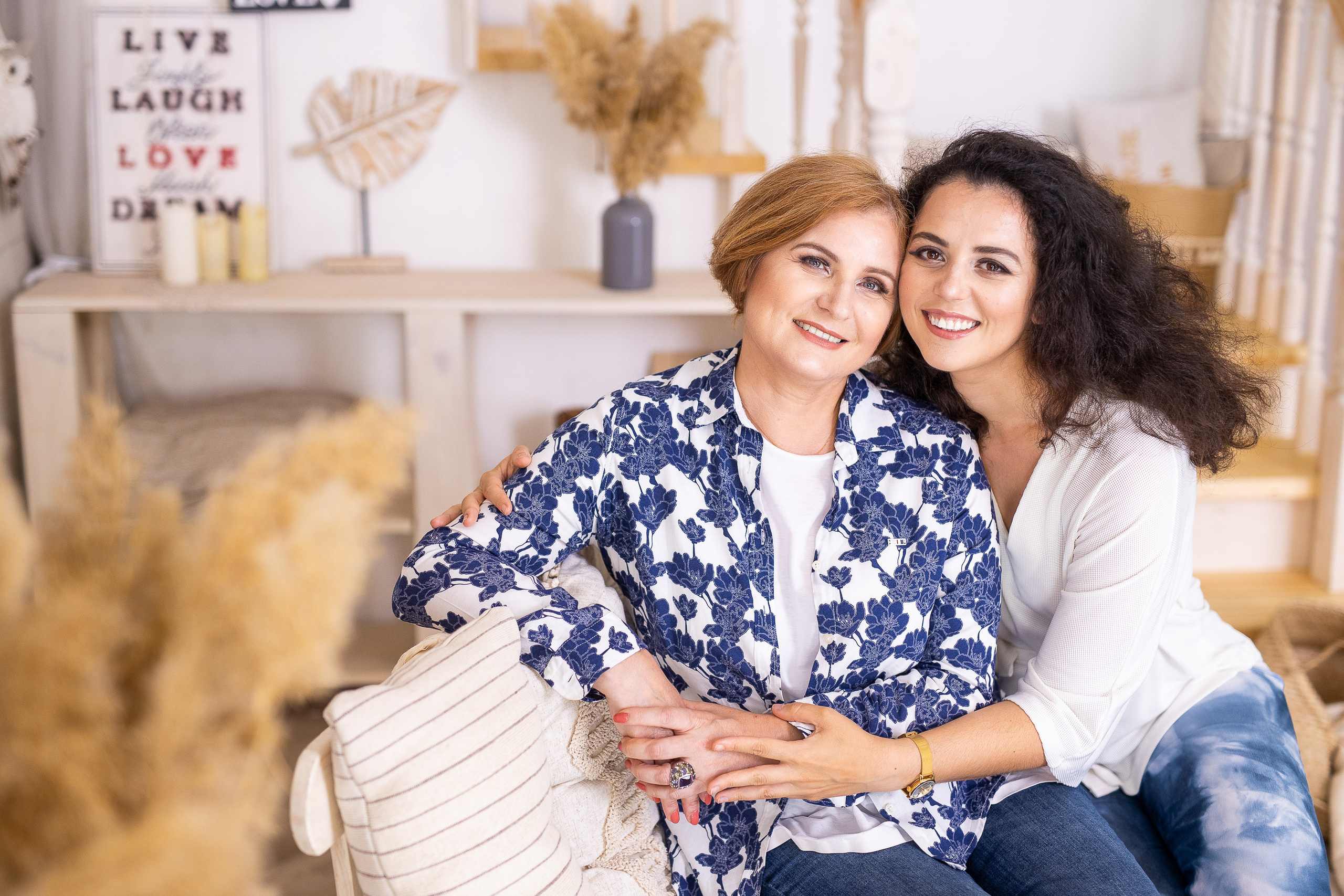 Семейная фотосессия в студии. Свадебный и семейный фотограф в Алматы Алексей Балышев