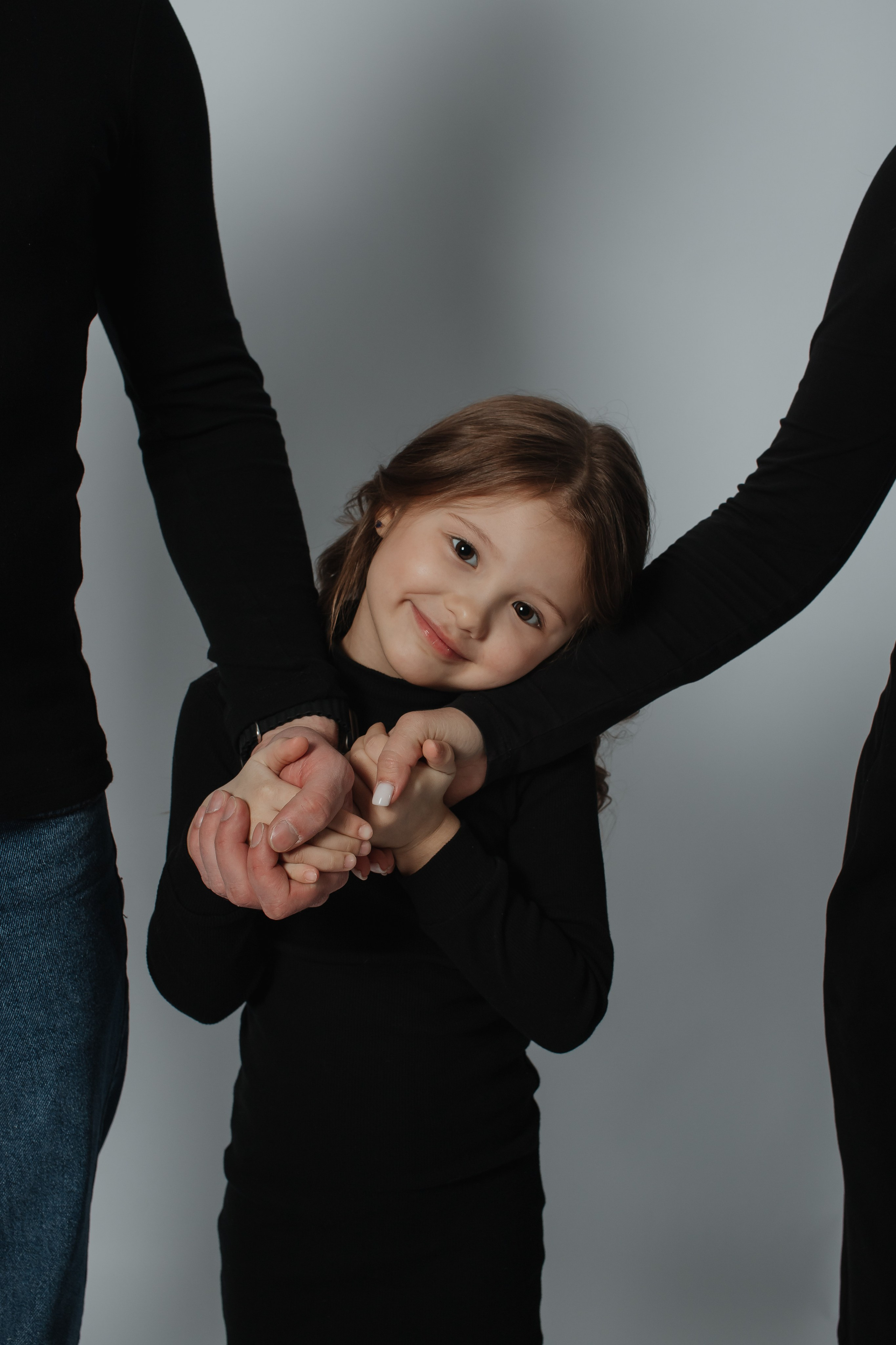 Александр, Ксения и Алина. Фотограф Arina Elatova