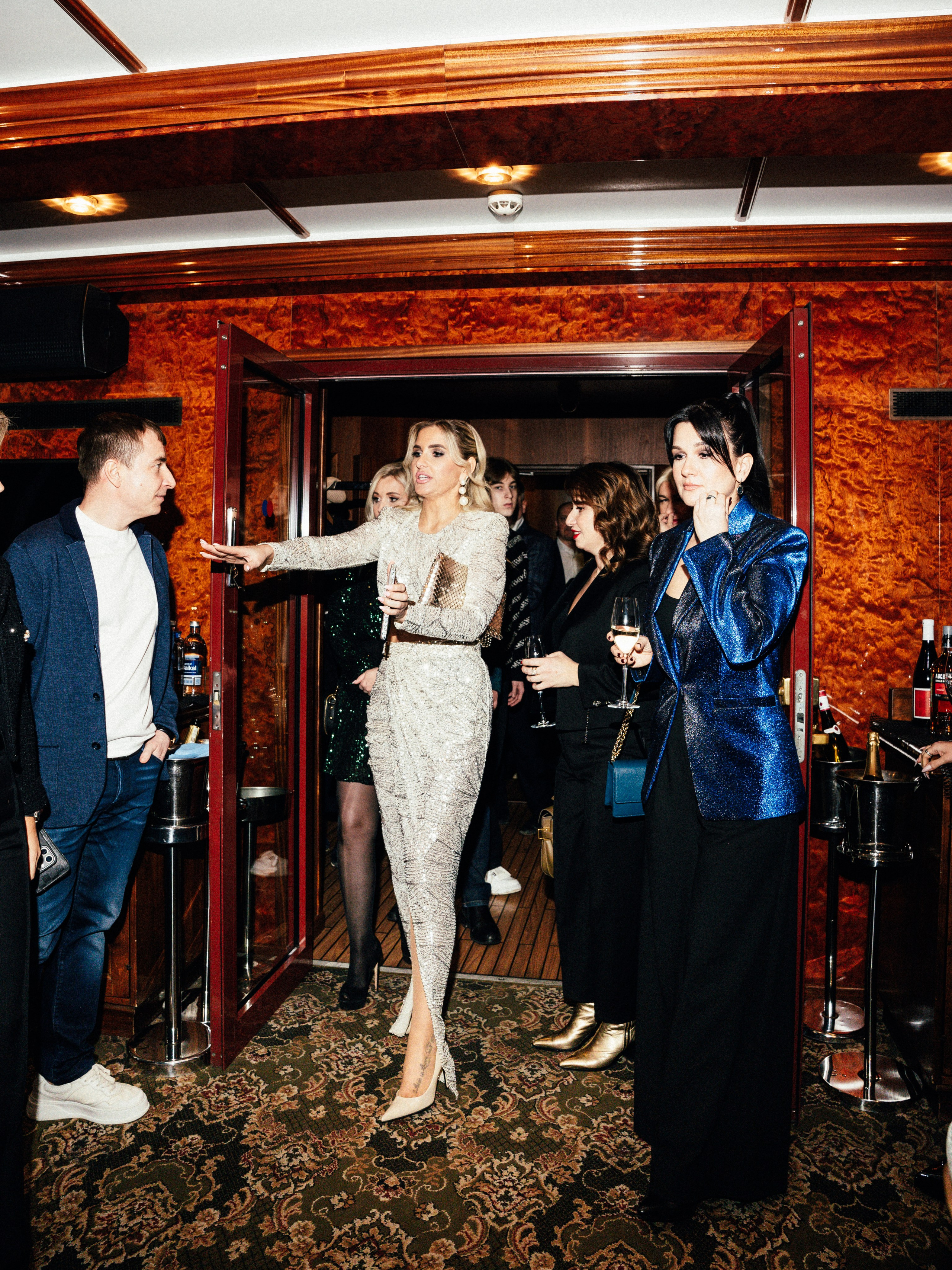 Корпоратив Erwin Река. Портретный и репортажный фотограф