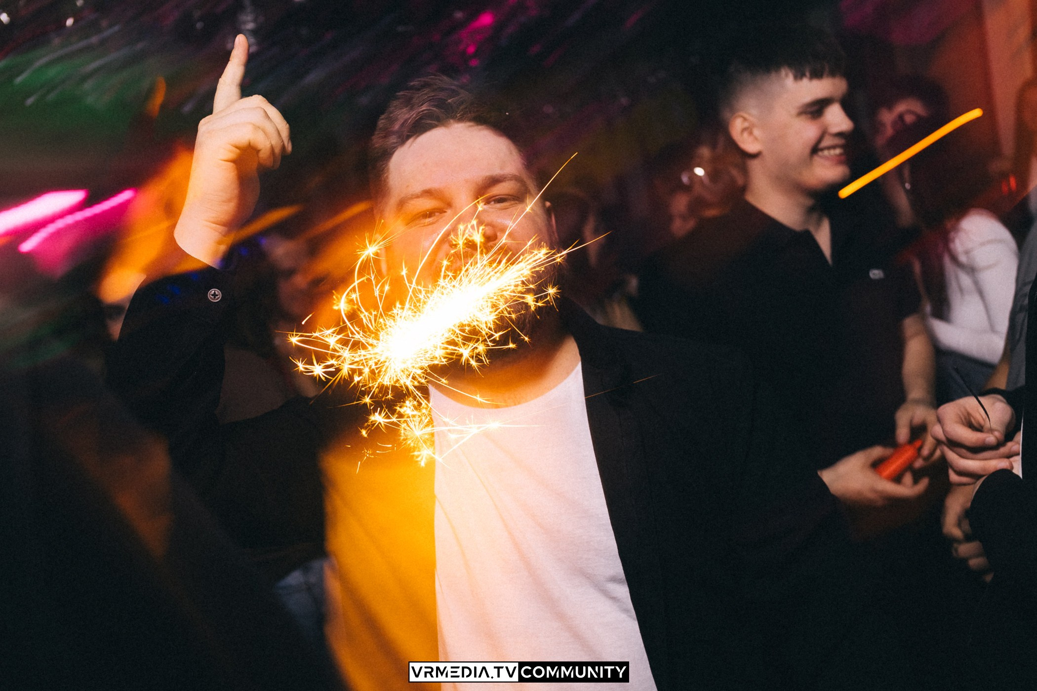 Бар «Cosmo»: Прощальная вечеринка