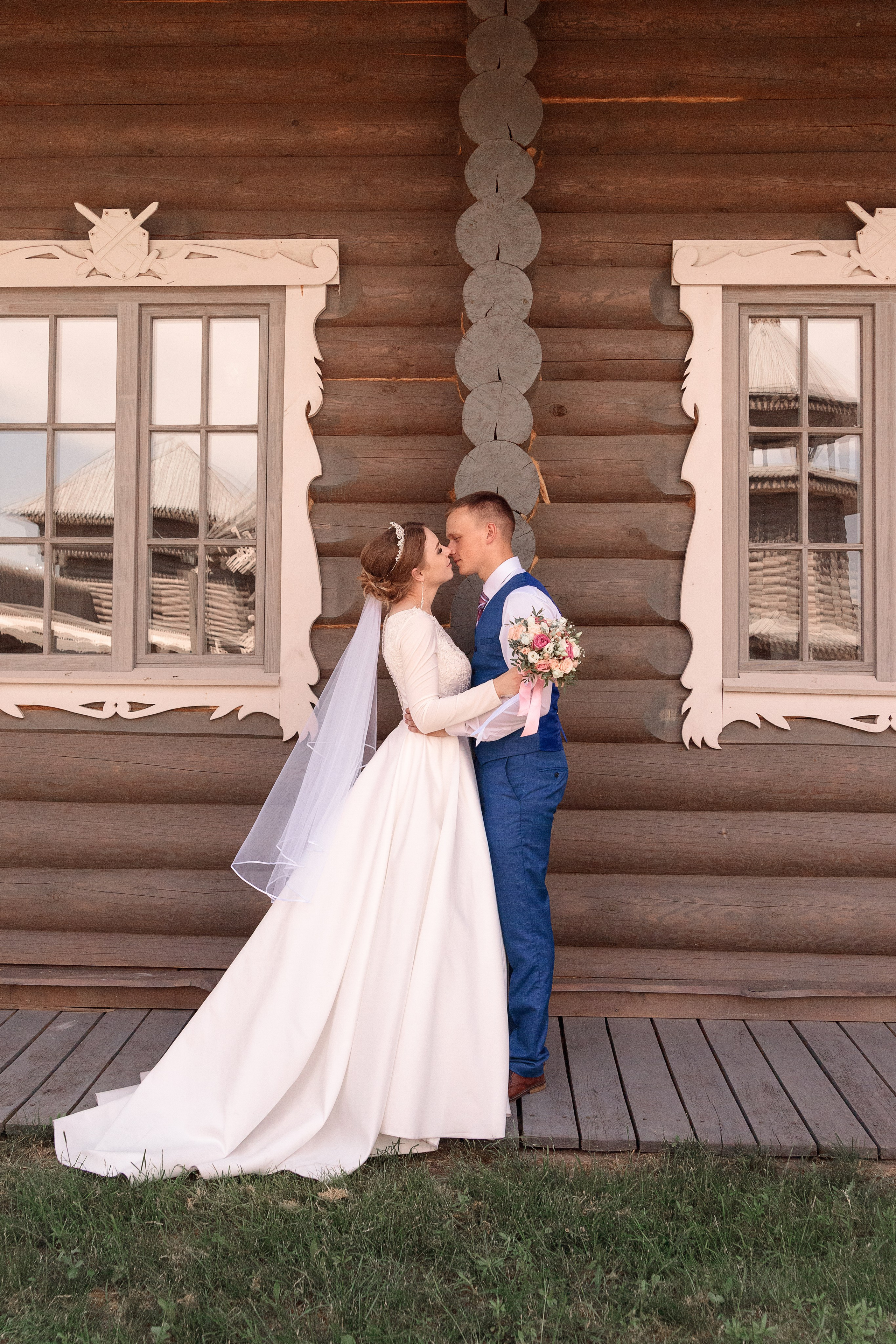 Павел и Кристина. Фотограф Елена Каверина | Белгород — Короча |