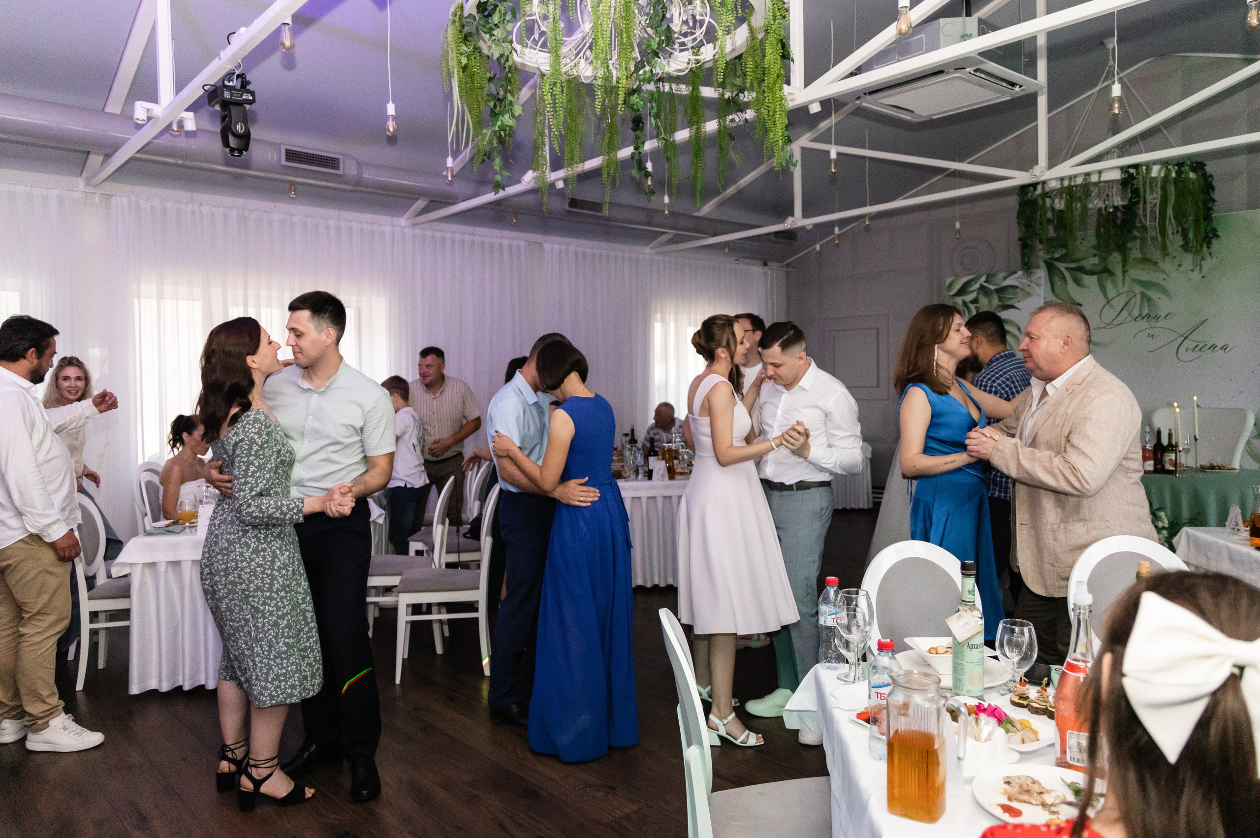 Алёна и Денис (полный день). Фотограф в Барнауле Юлия Садвокасова