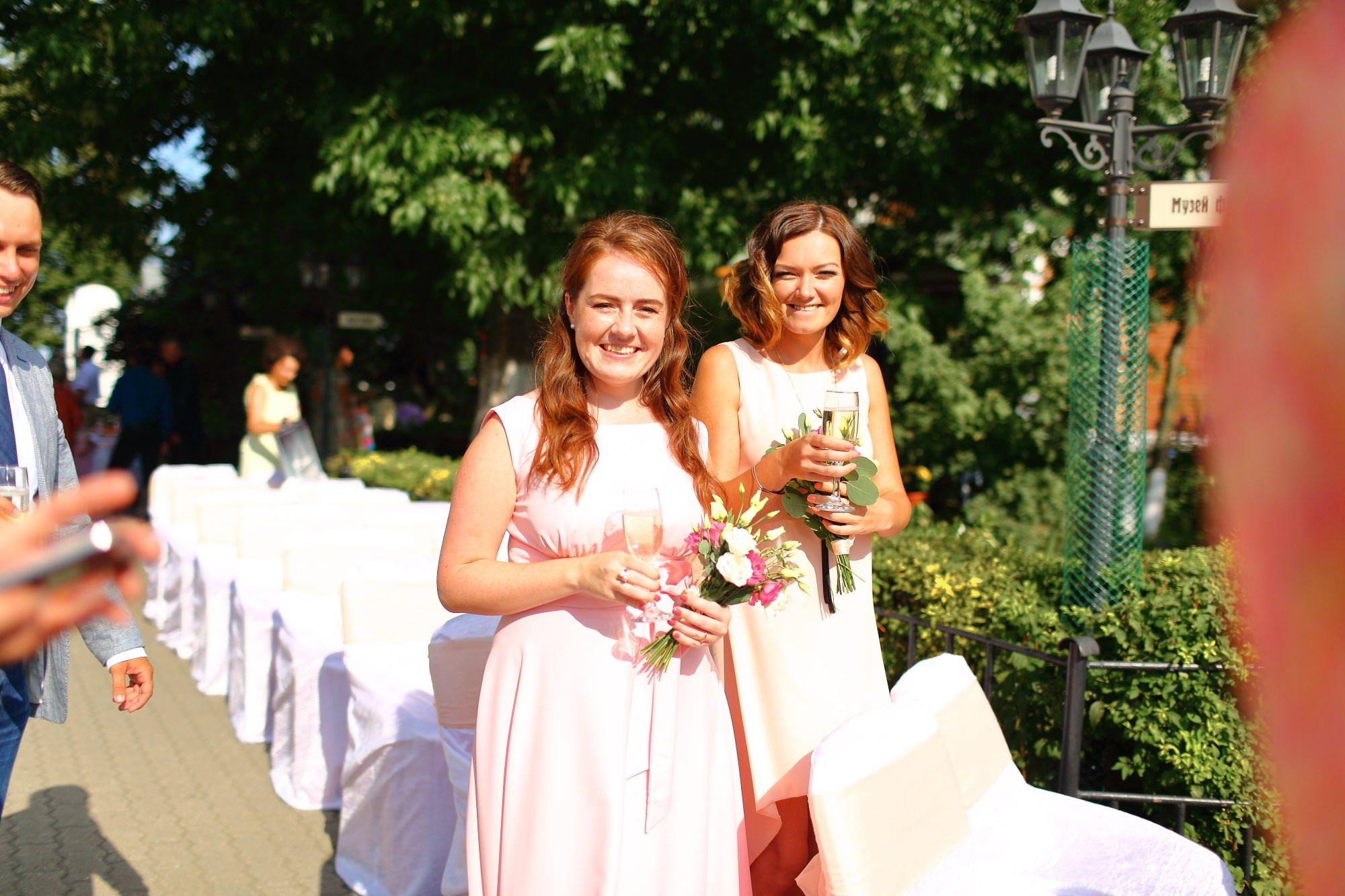 Выездная регистрация в красивом месте в Ярославле. Свадебный и репортажный фотограф в Ярославле и Санкт-Петербурге Роман Микрюков