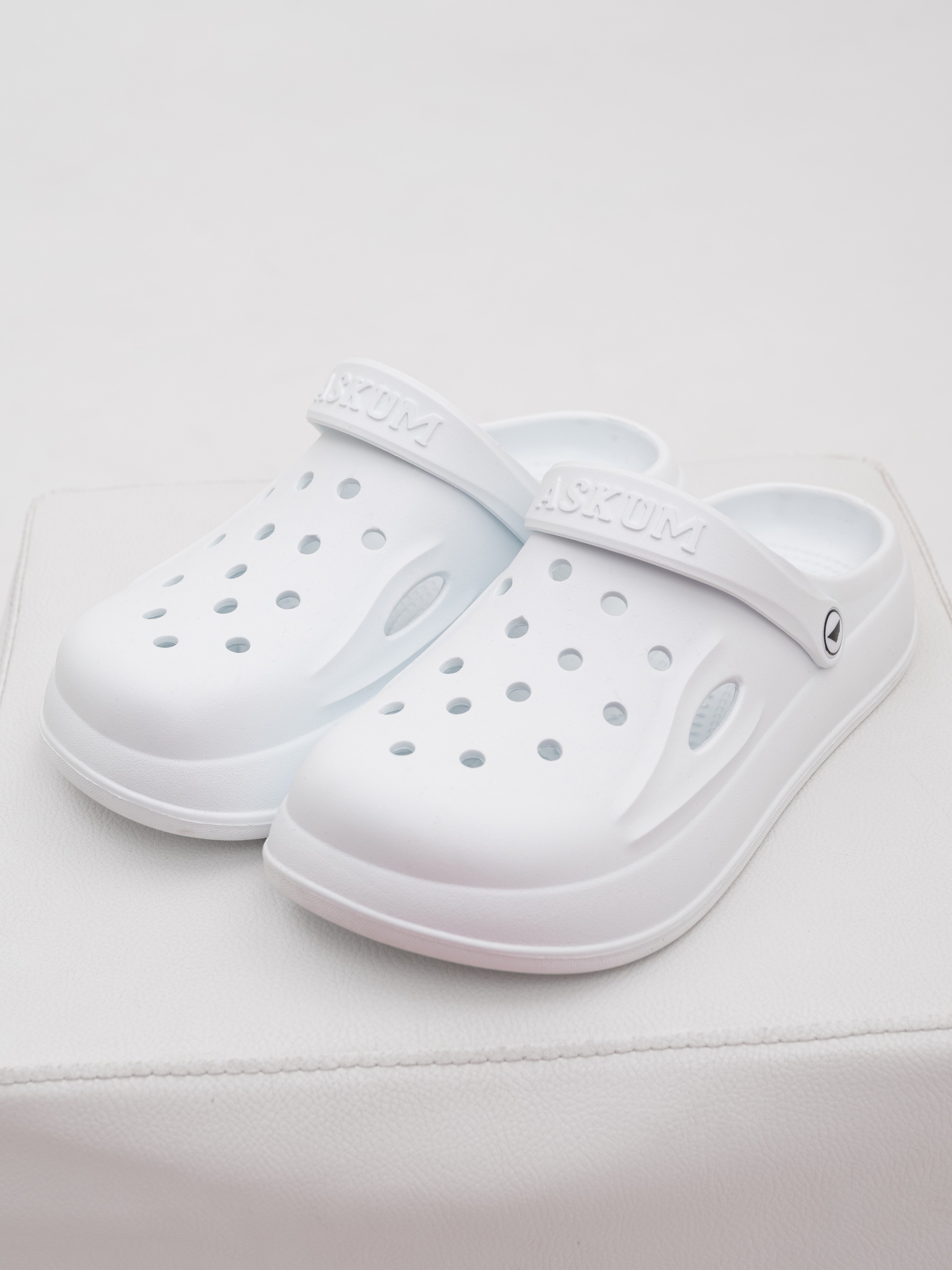 Кроксы. Предметный фотограф, фото для маркетплейсов Пятигорск, КМВ