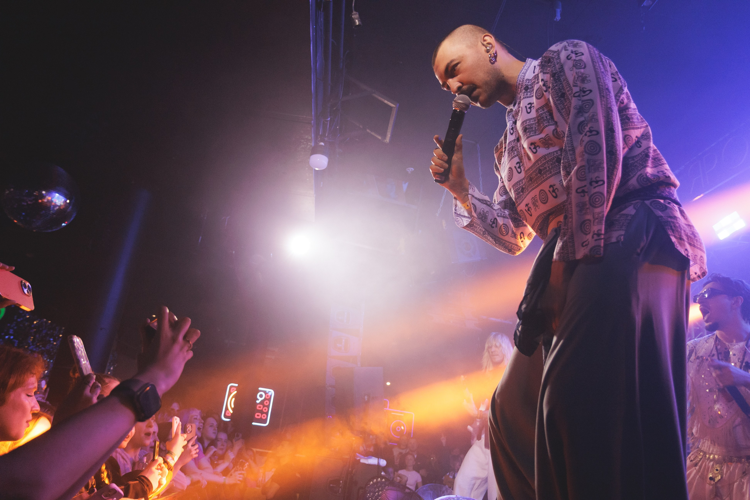 SQWOZ BAB. Ярославль. 2026. Фотограф Ярославль | Репортаж | Александр Мелюшин